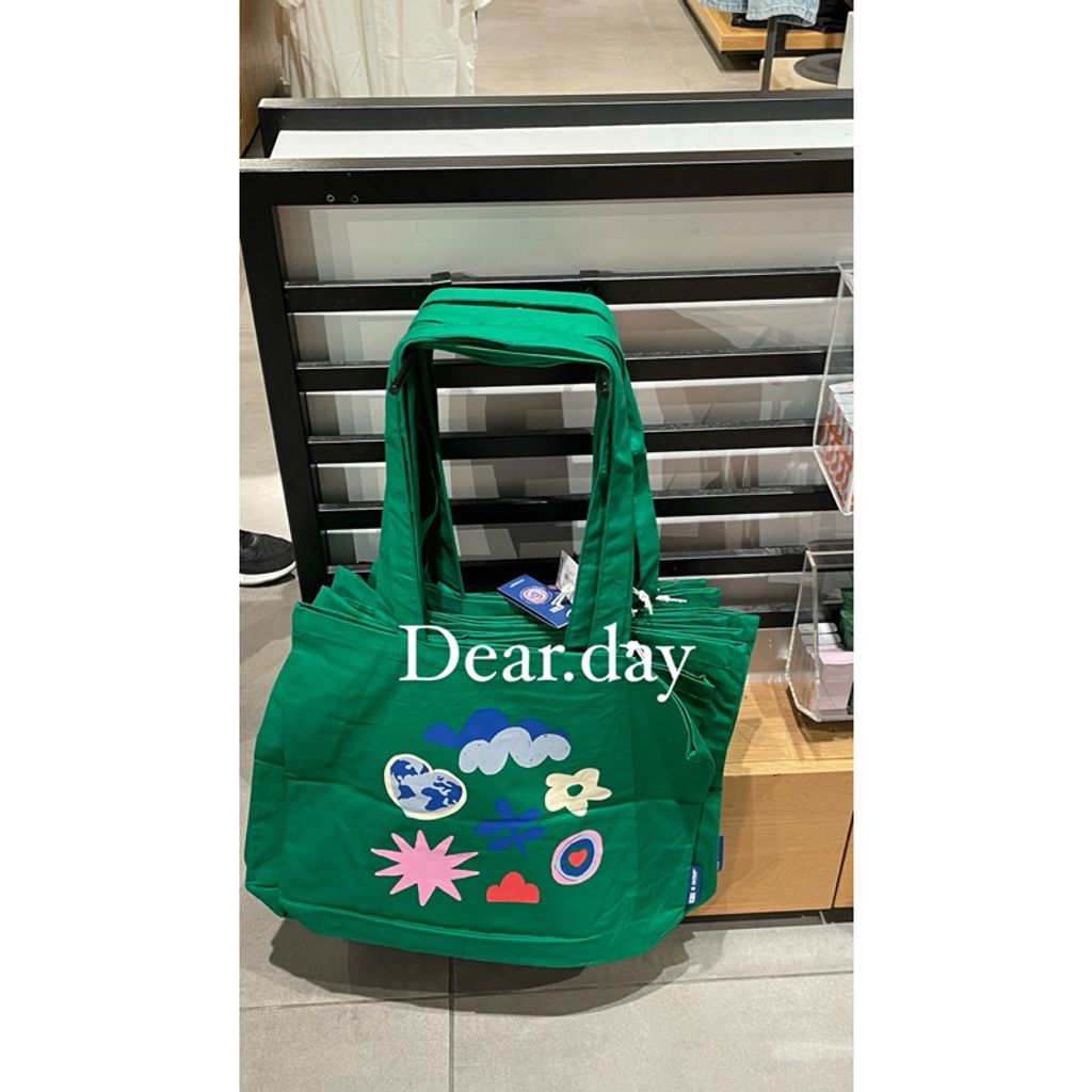 tw-11134207-7rasb-m17zagwg459j1a