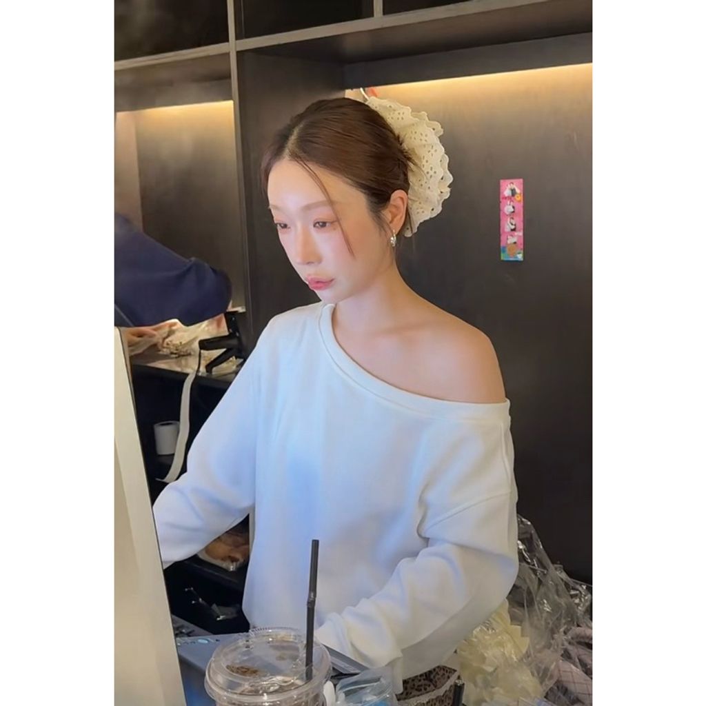 tw-11134207-7rbk7-m8zosyma3i7ab5