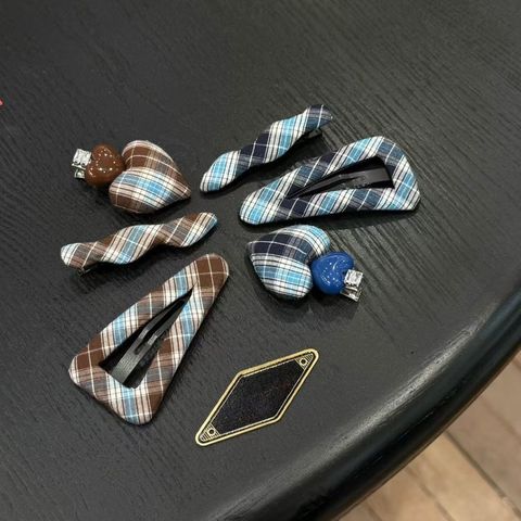 tw-11134207-81zth-mfz856bi2v4d9e