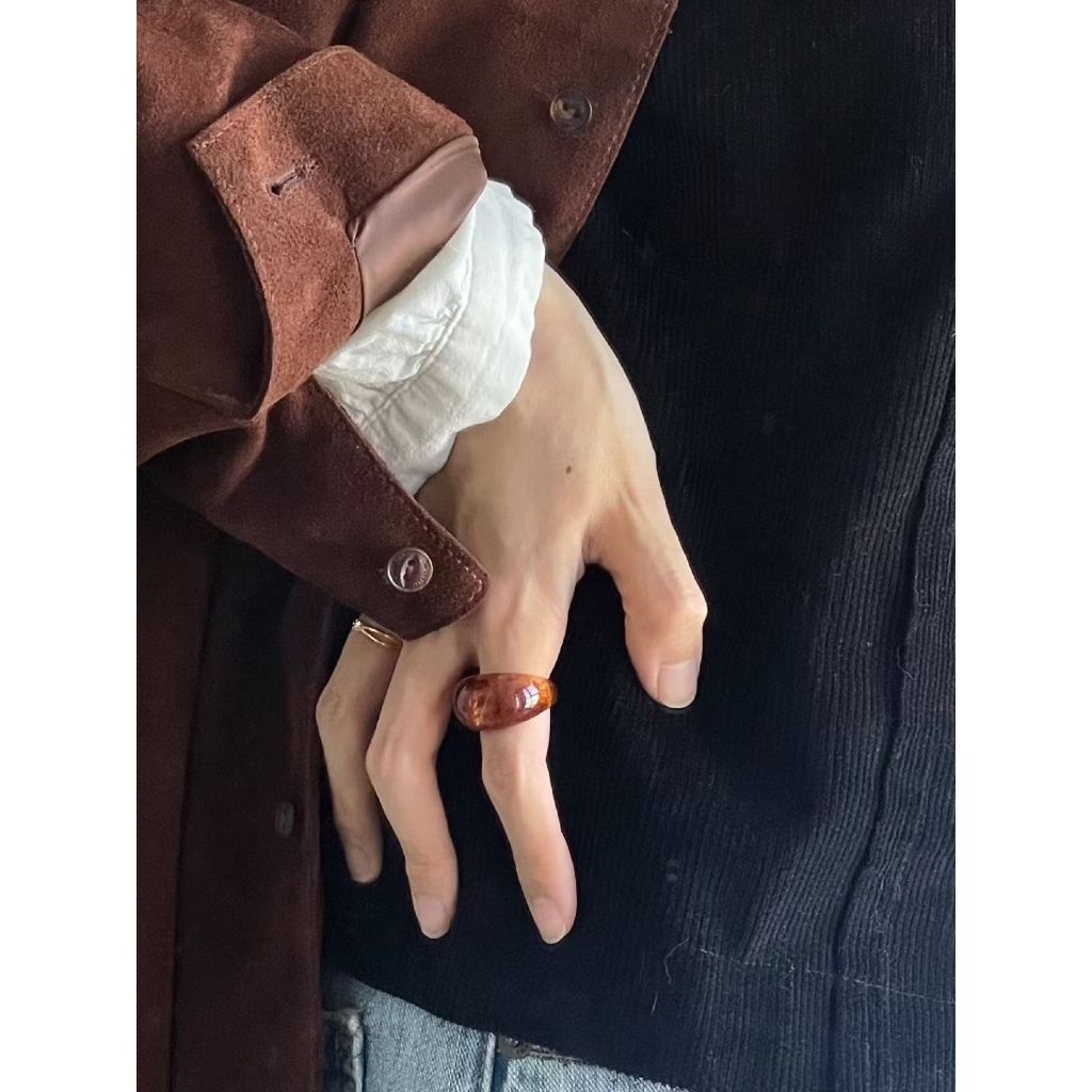 tw-11134207-81ztl-mfz93l41vy8c56