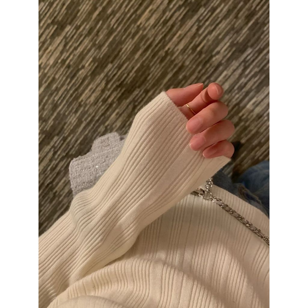 tw-11134207-81ztc-mgq033r3436506