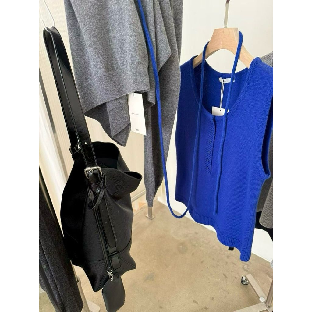 tw-11134207-81zti-mi16e7aypo1sfa