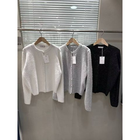 tw-11134207-81ztg-mi16hwjm6nsz91