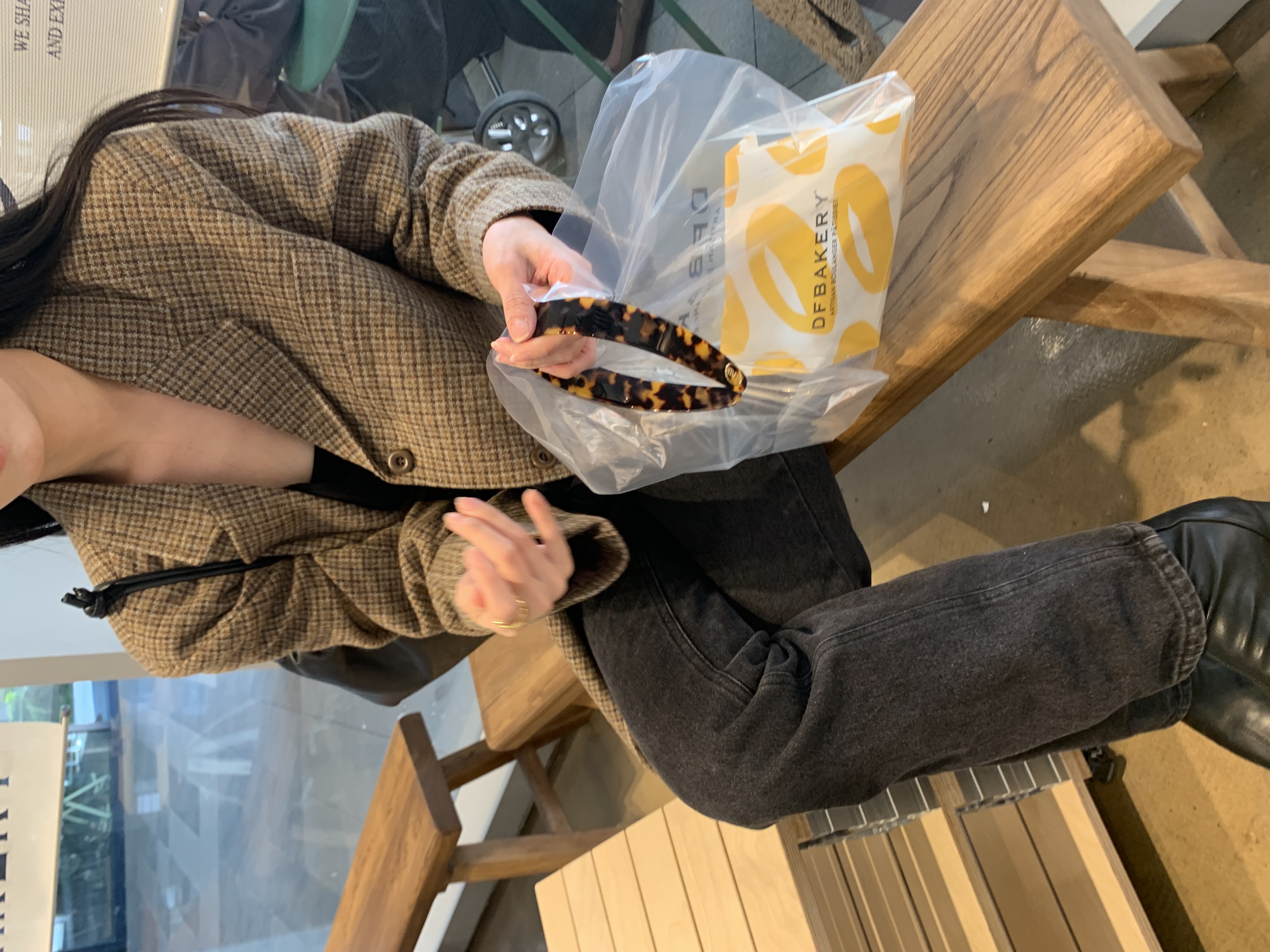 E26AD9B5-140C-4AF9-A0CB-0D93C8829DF3