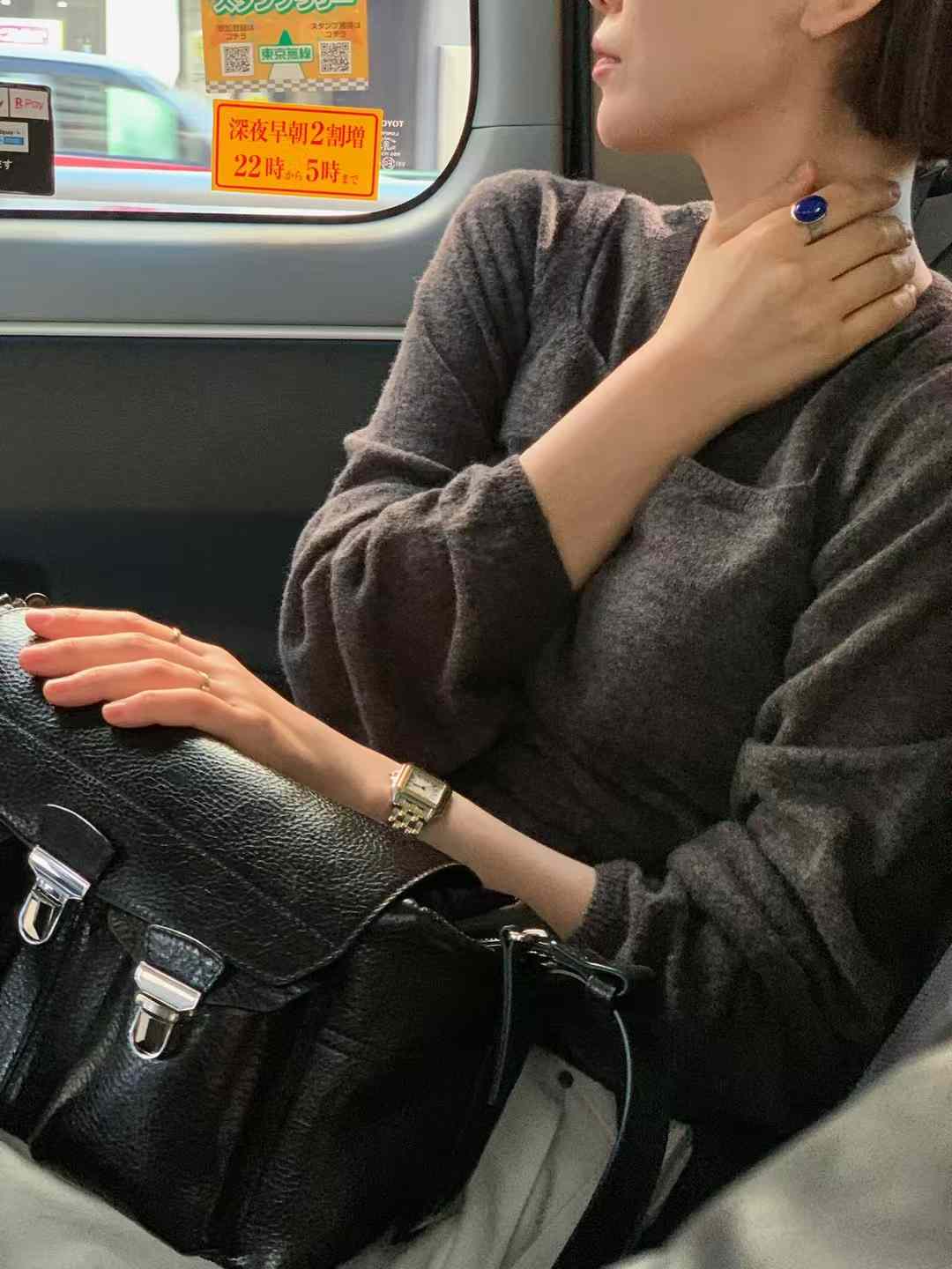 7f66b4a3a533f28ad4e066270cb64b