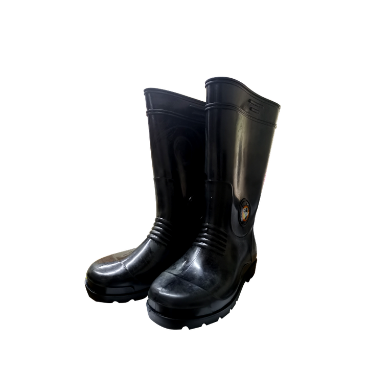black boots.png