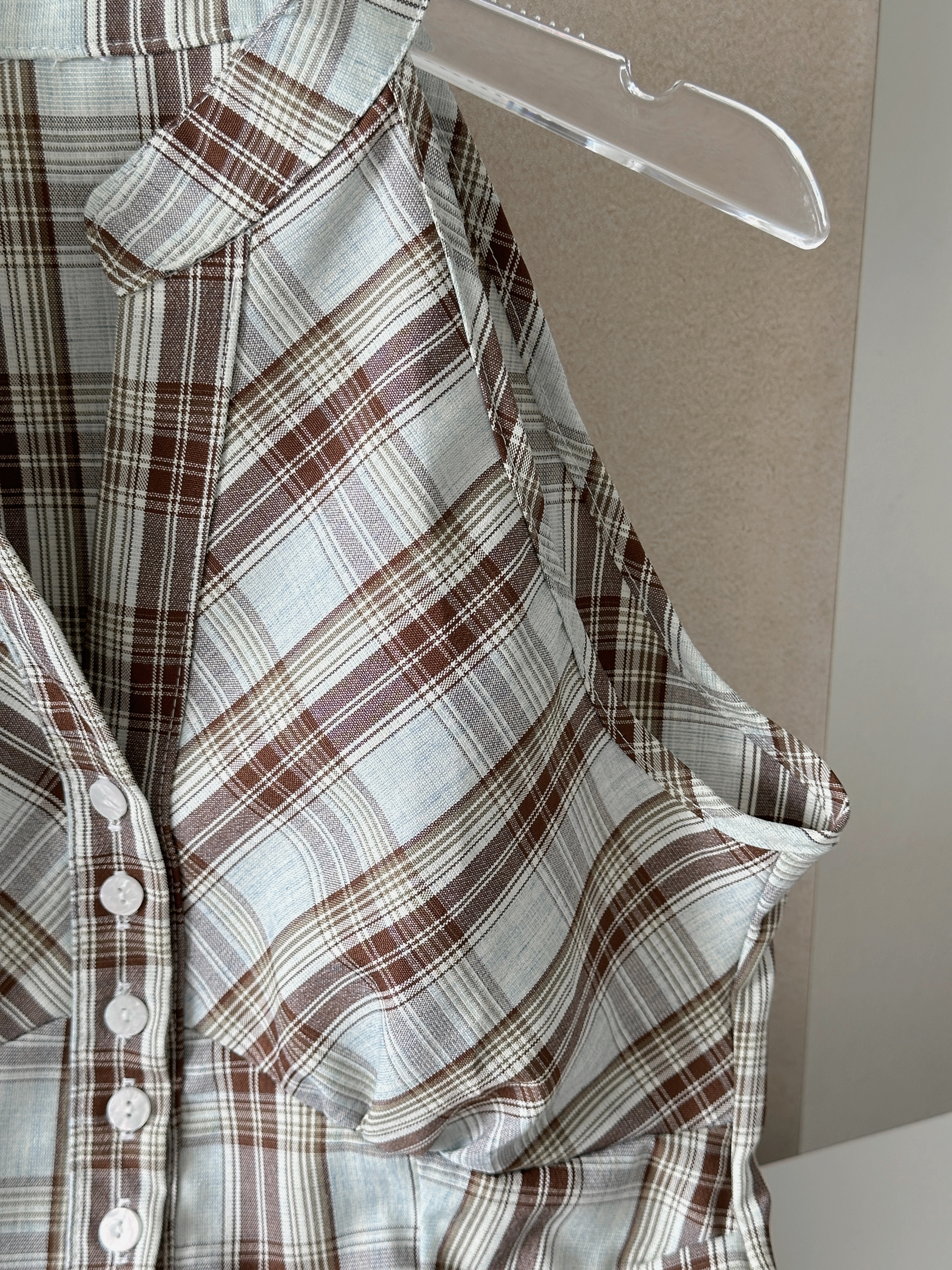 D2CF01A5-53A0-45B6-8469-FCB1C3F93354