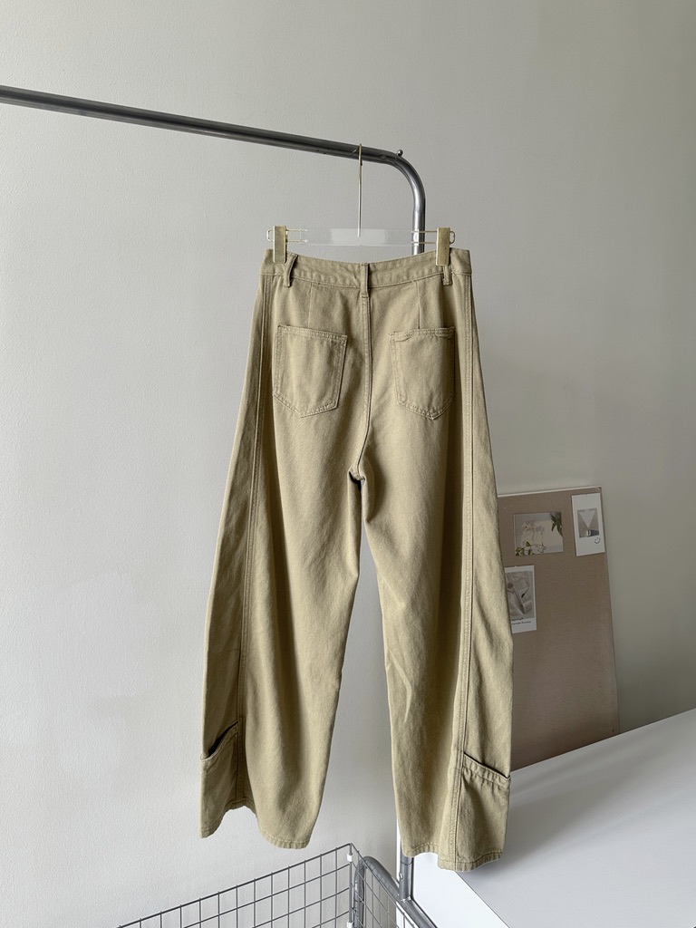 4B57BD31-7D06-46C4-9914-A629FE7EE2E8_1_105_c