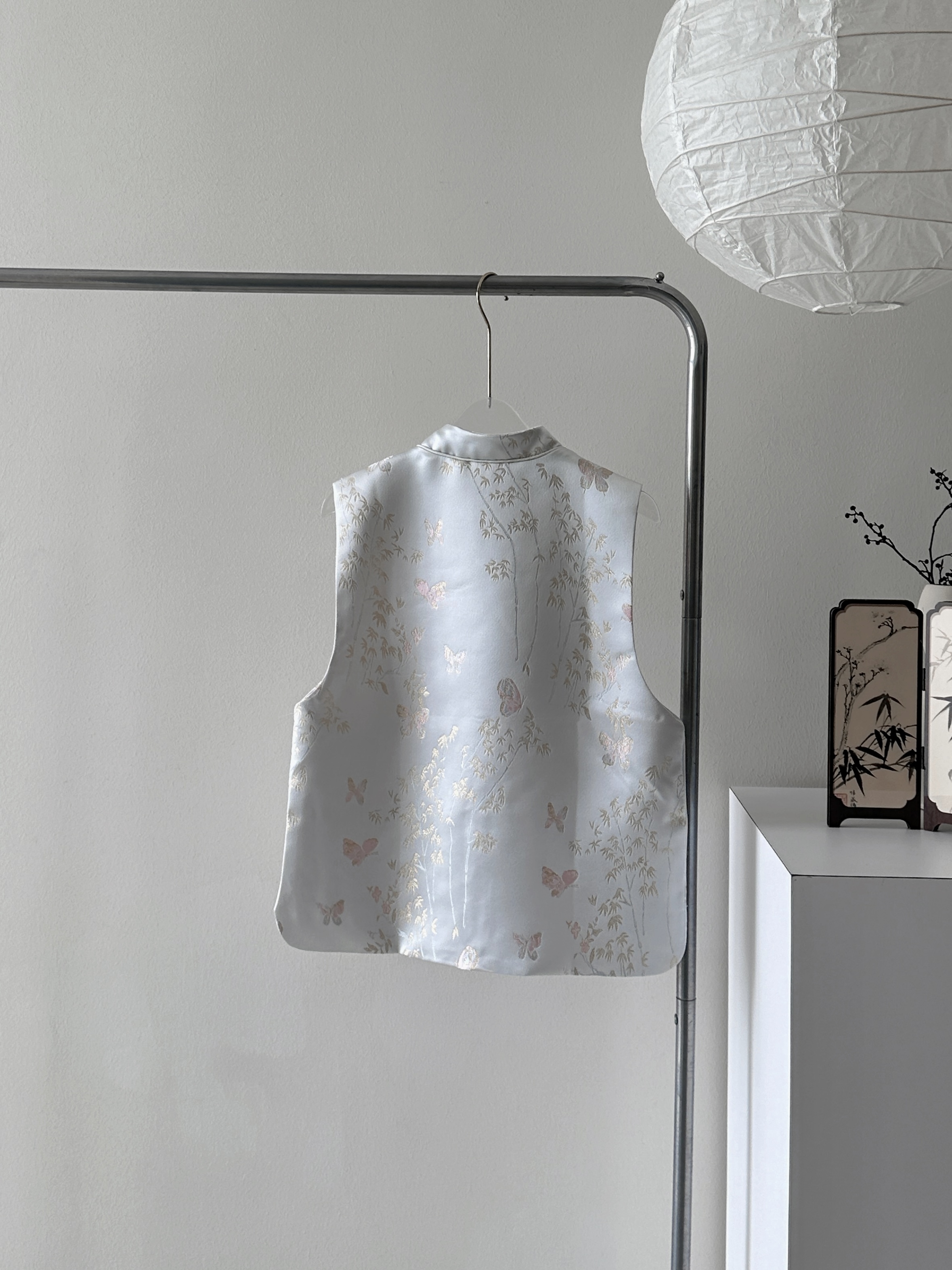 BEAC1762-E00C-4C2C-B13D-4F54B132913D