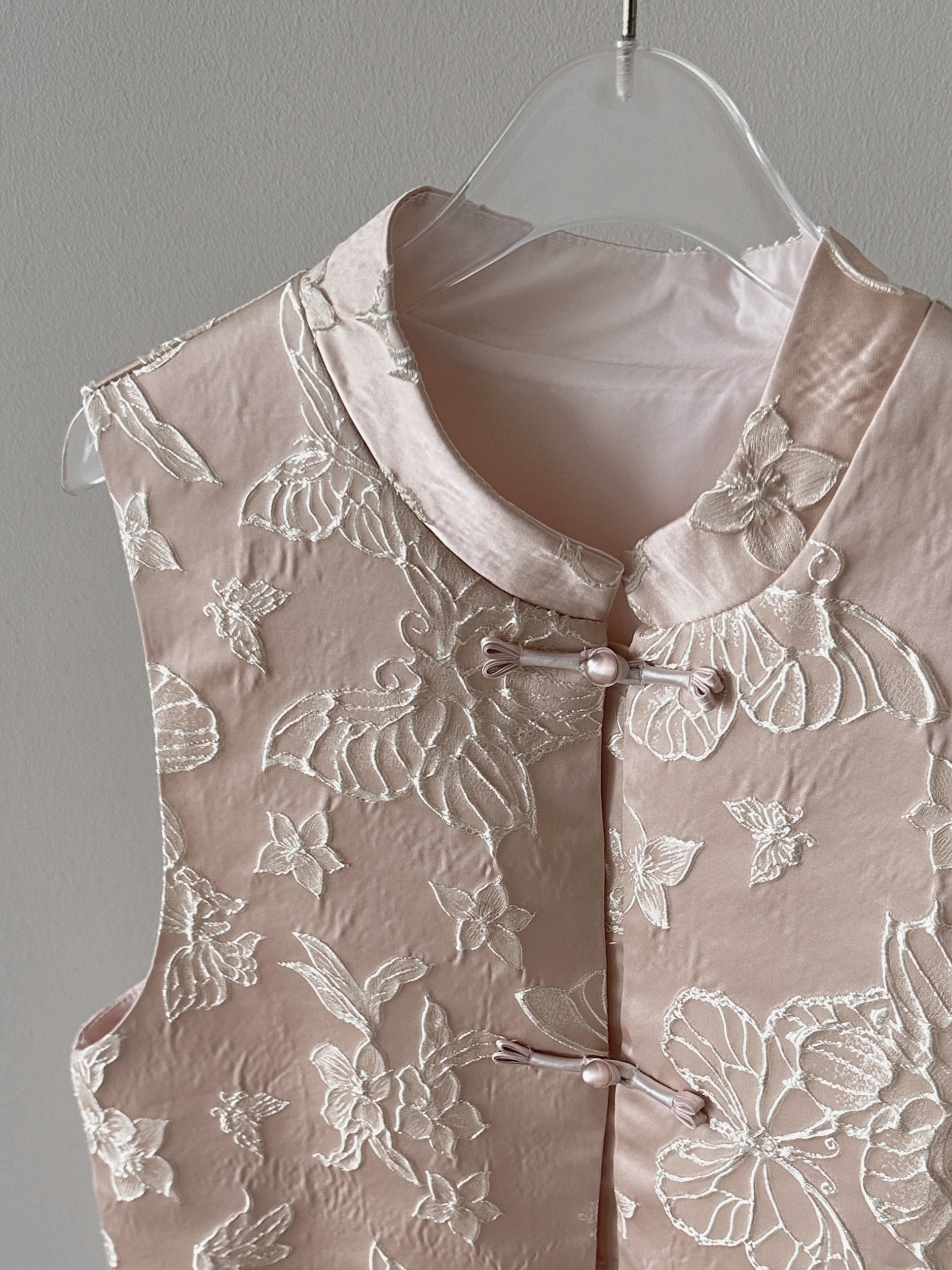 0524C140-F697-417E-8215-9A138EC0736B