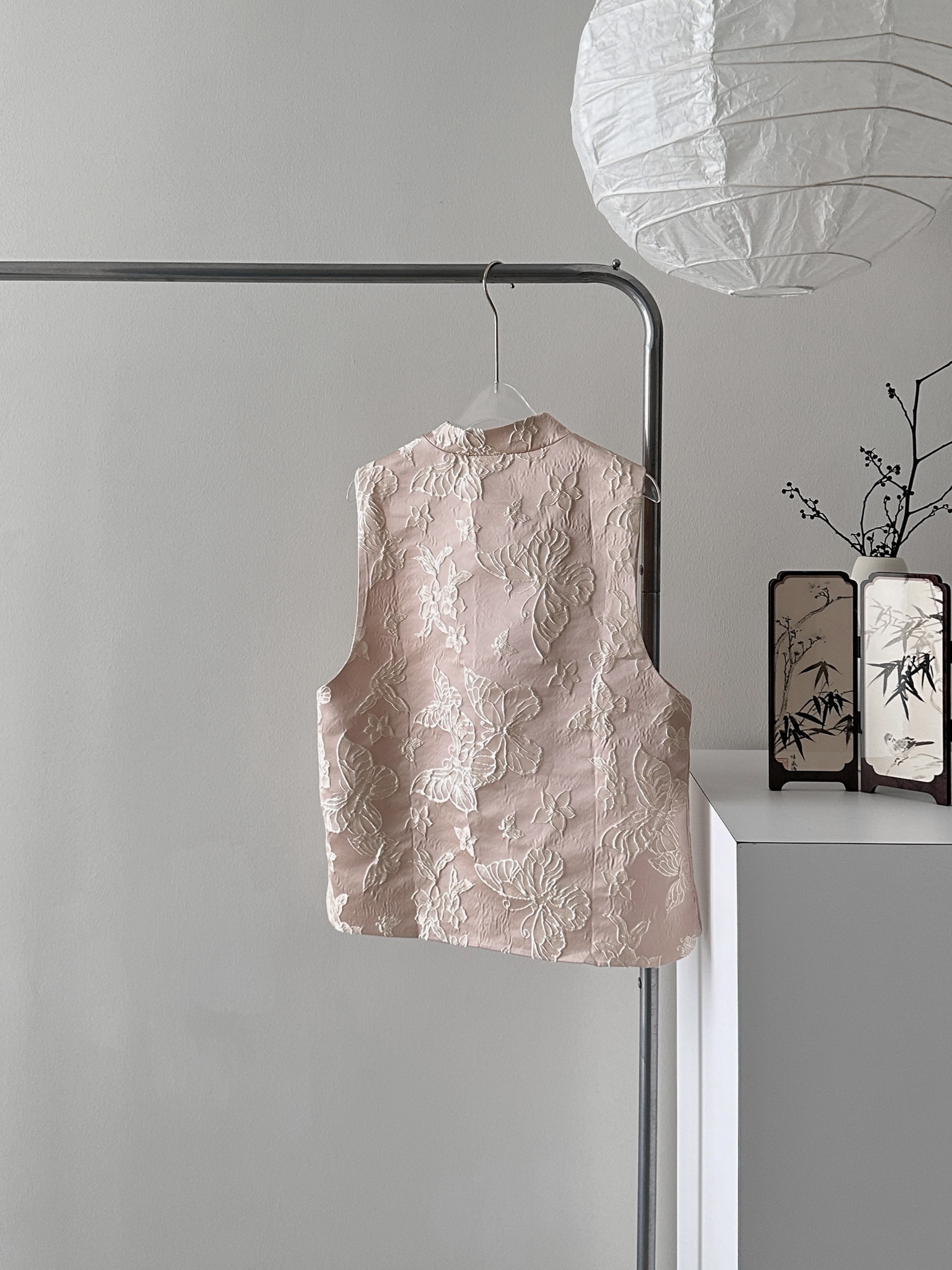 DA482C65-C49E-451C-B446-DFD5D0F9A59C