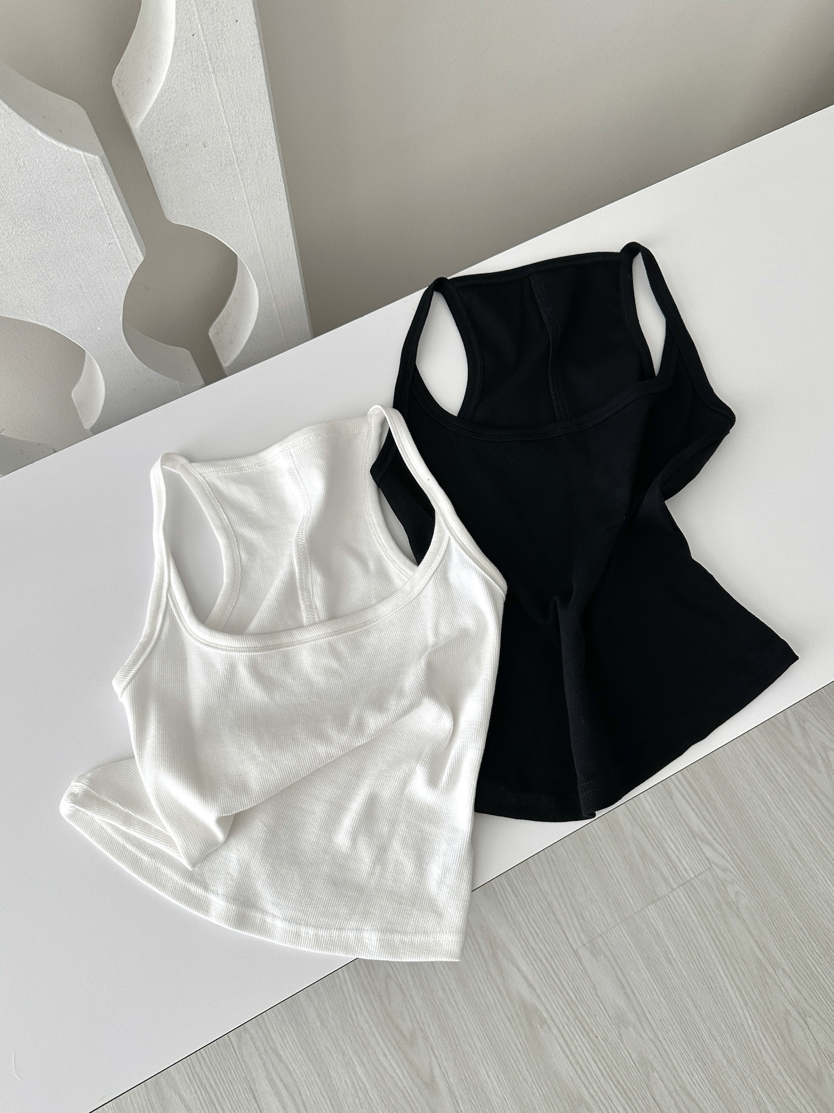 2DF73955-9A7C-438F-95C8-799A29B20626