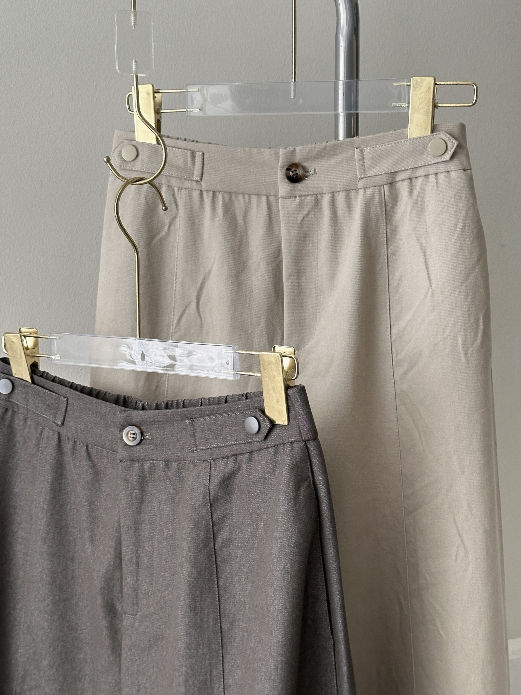 E683B254-303E-42C7-B061-5D0E51B0B378