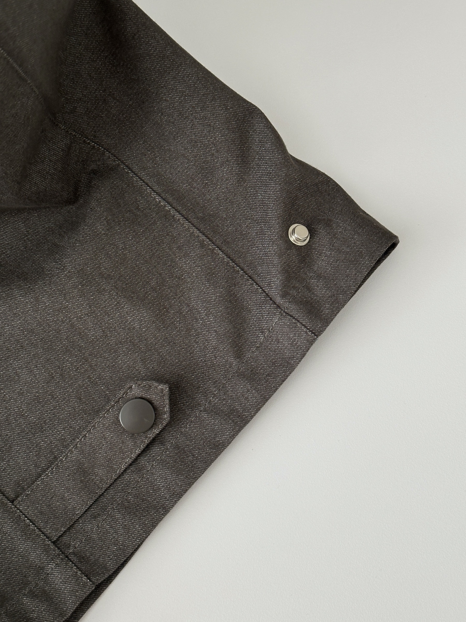 26FCA7FD-223F-4B18-AFC8-BA20DBCADB8F