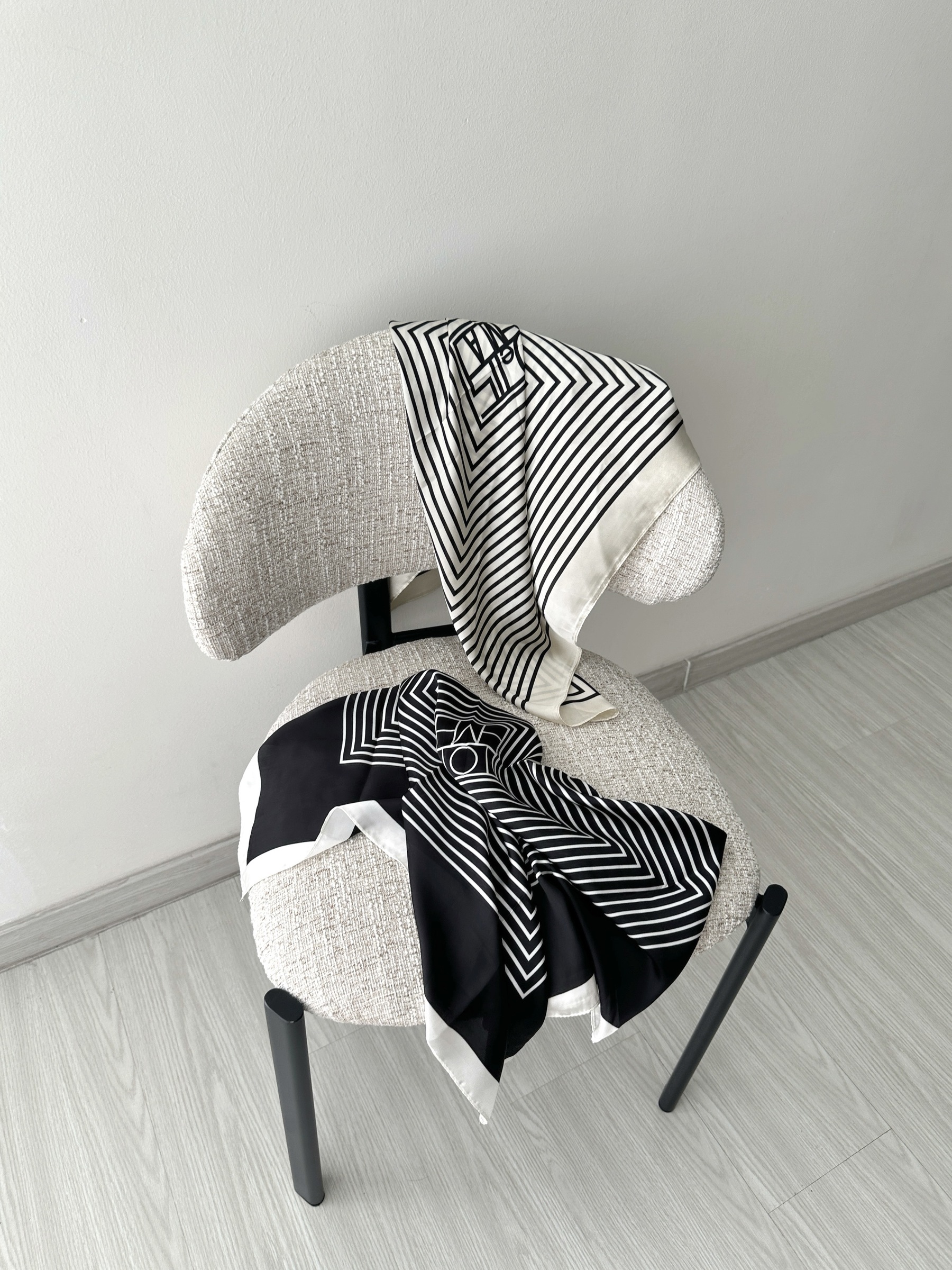 67744BFC-1623-4D1D-8F42-365C318DAE5B