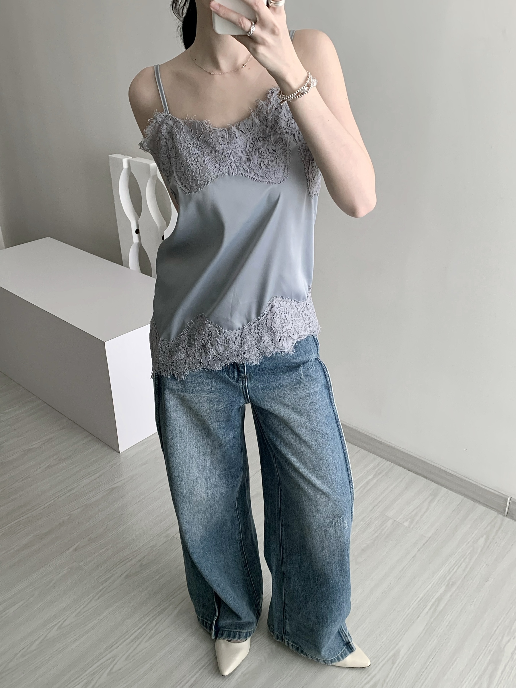 9208ACD3-687E-45BA-966F-C9859A6E01CB
