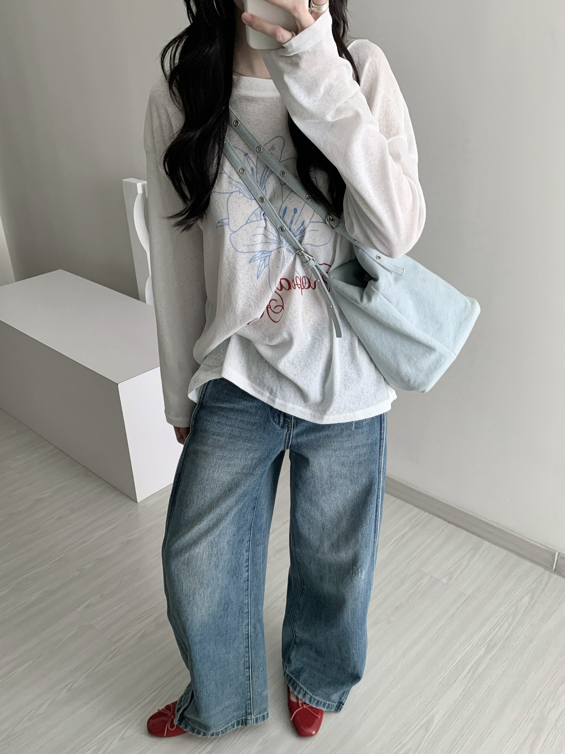C6946C83-79DC-49F6-BEEE-F3754FB25FC9