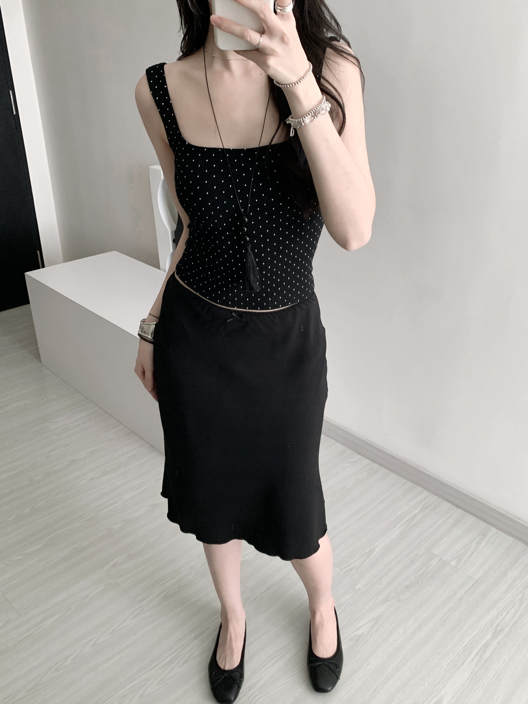 E7303FE5-9FB5-47DC-A990-1D132F523272