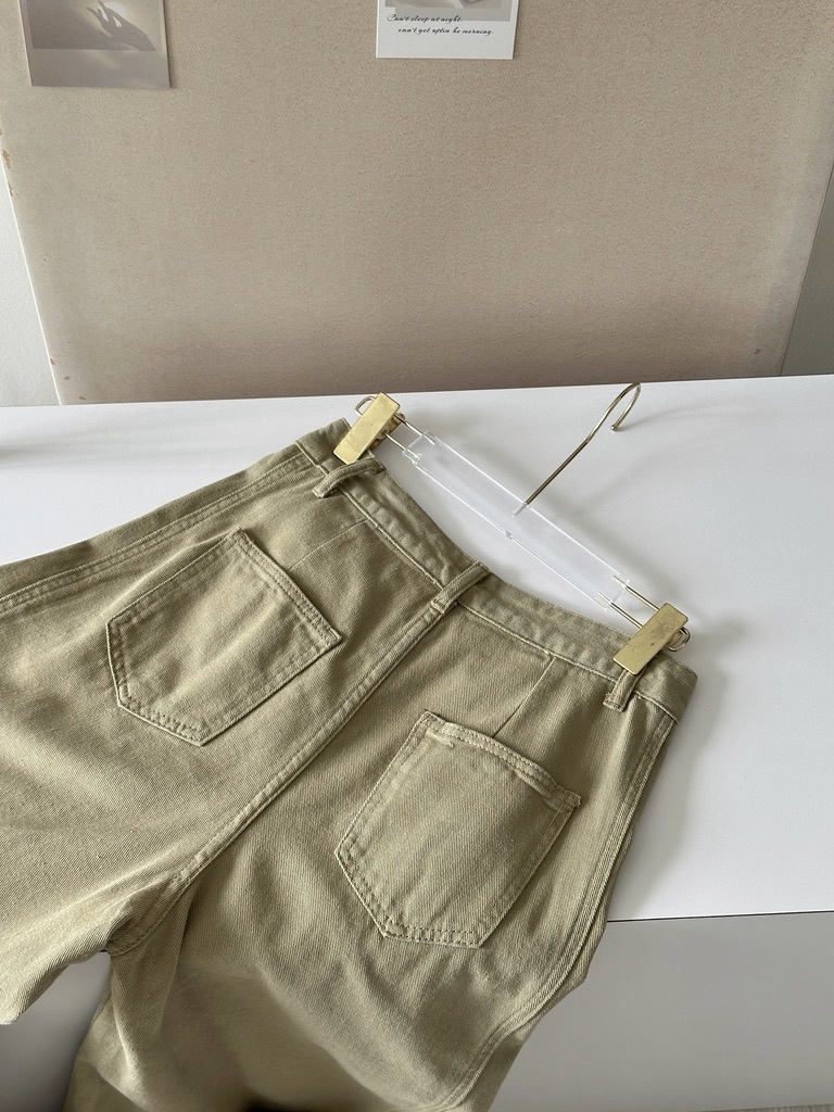 D8C68F3D-D855-4812-B358-58694B3EA4F0_1_105_c