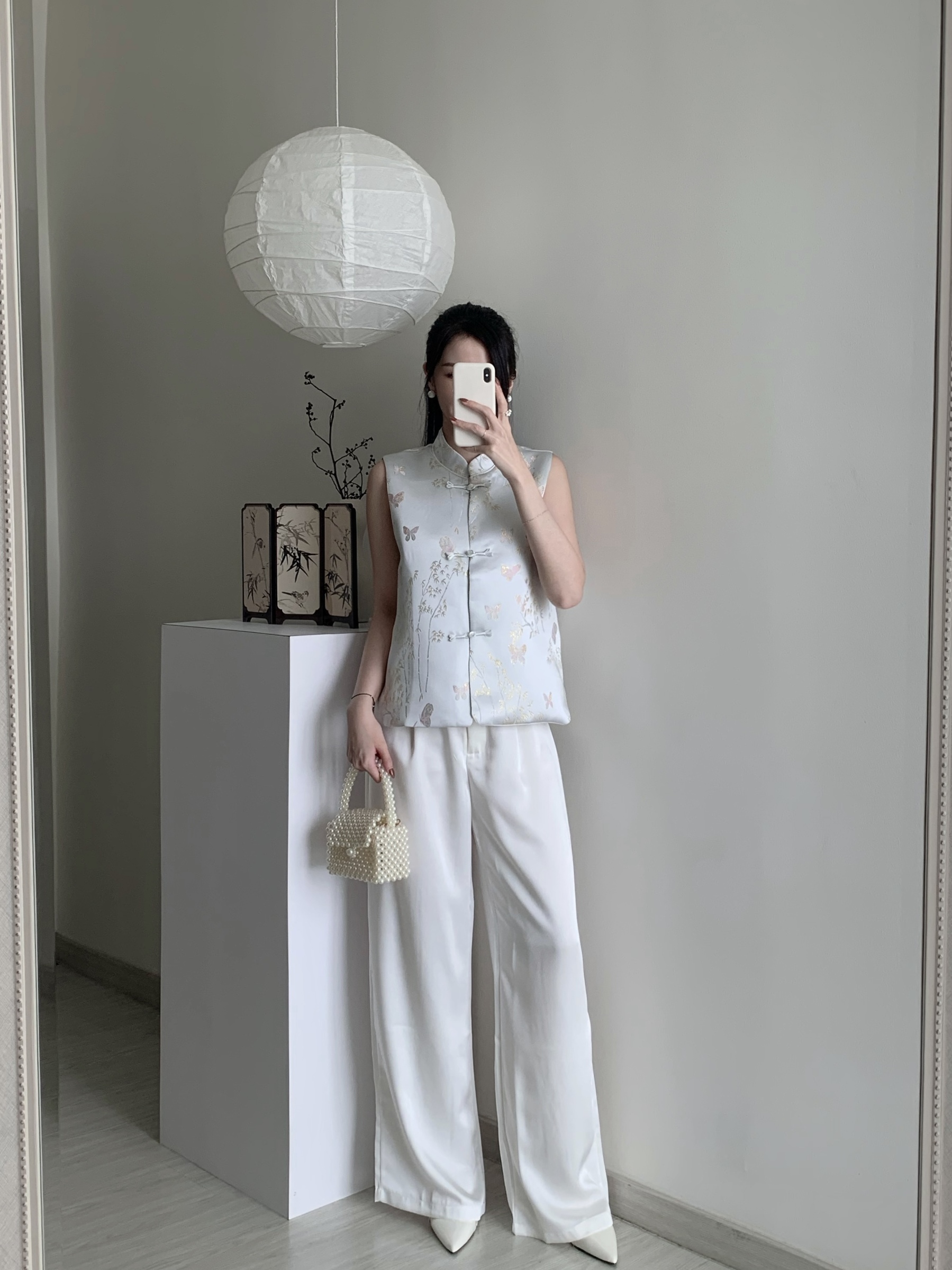 06B16387-A9D5-4AC5-8882-2C231A32C495