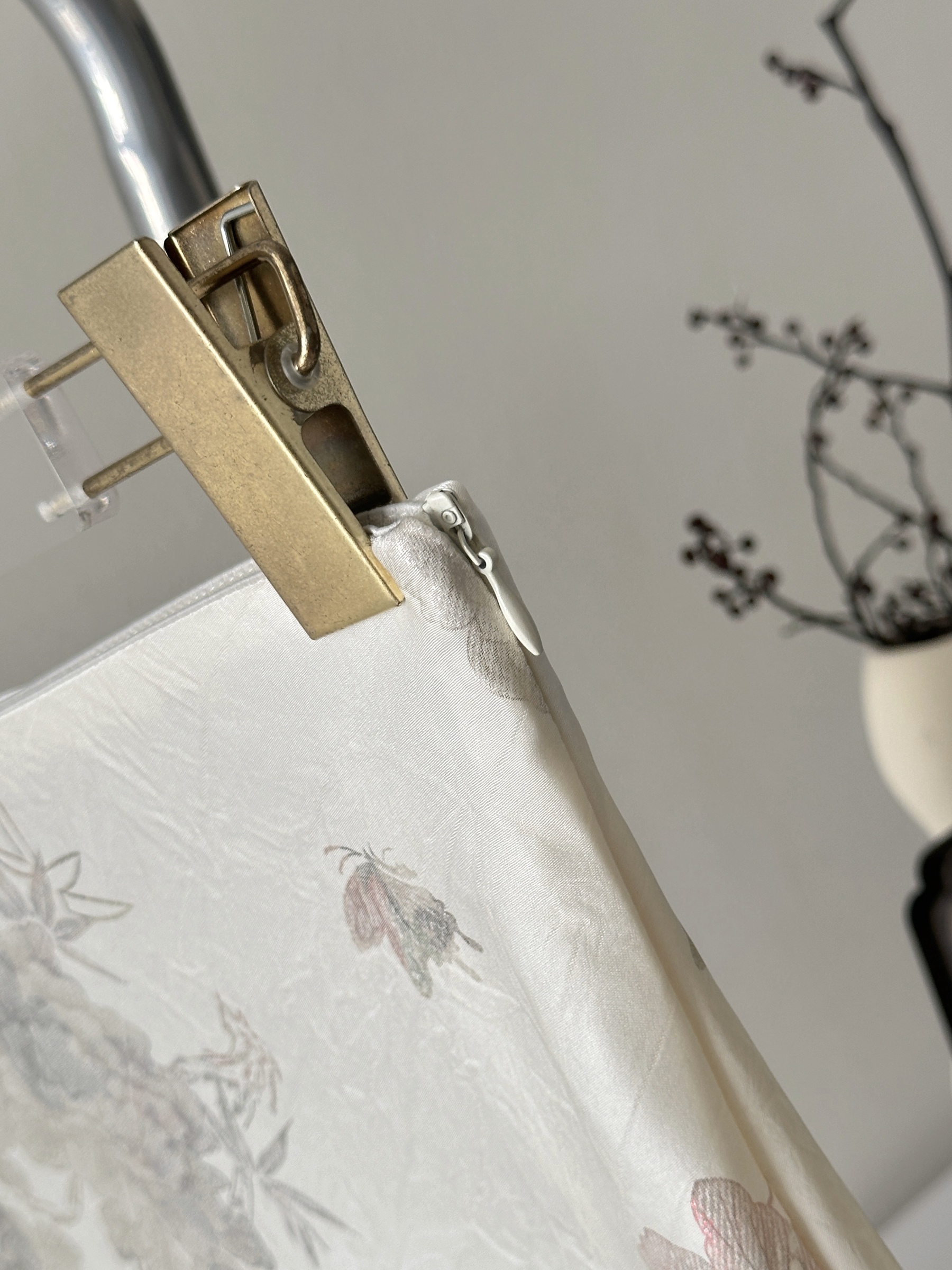 1D42F124-5F0B-4160-A08E-E504AD04EF57