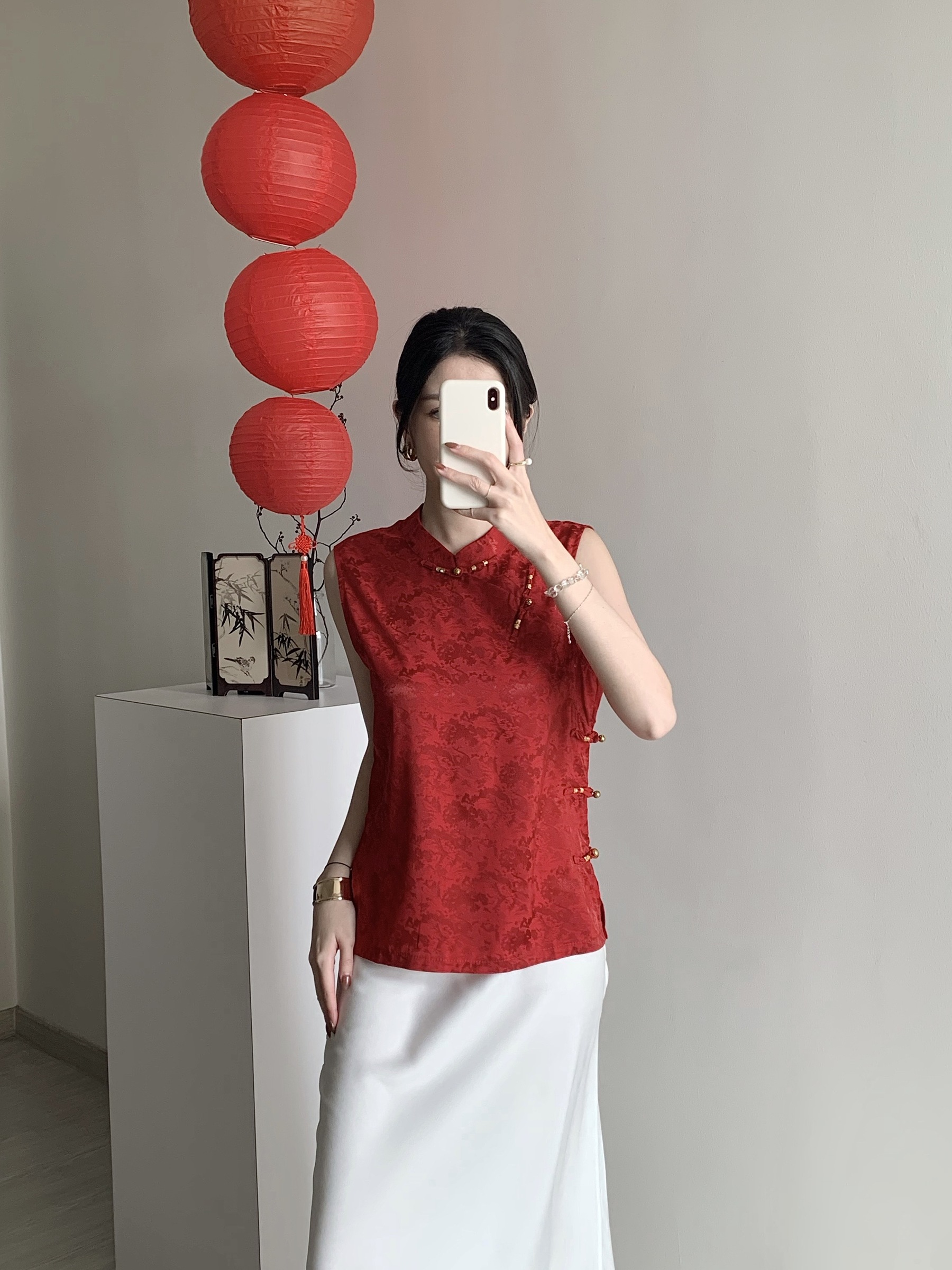 4F0DDA39-4467-42B8-B7C1-7A2E56F92522