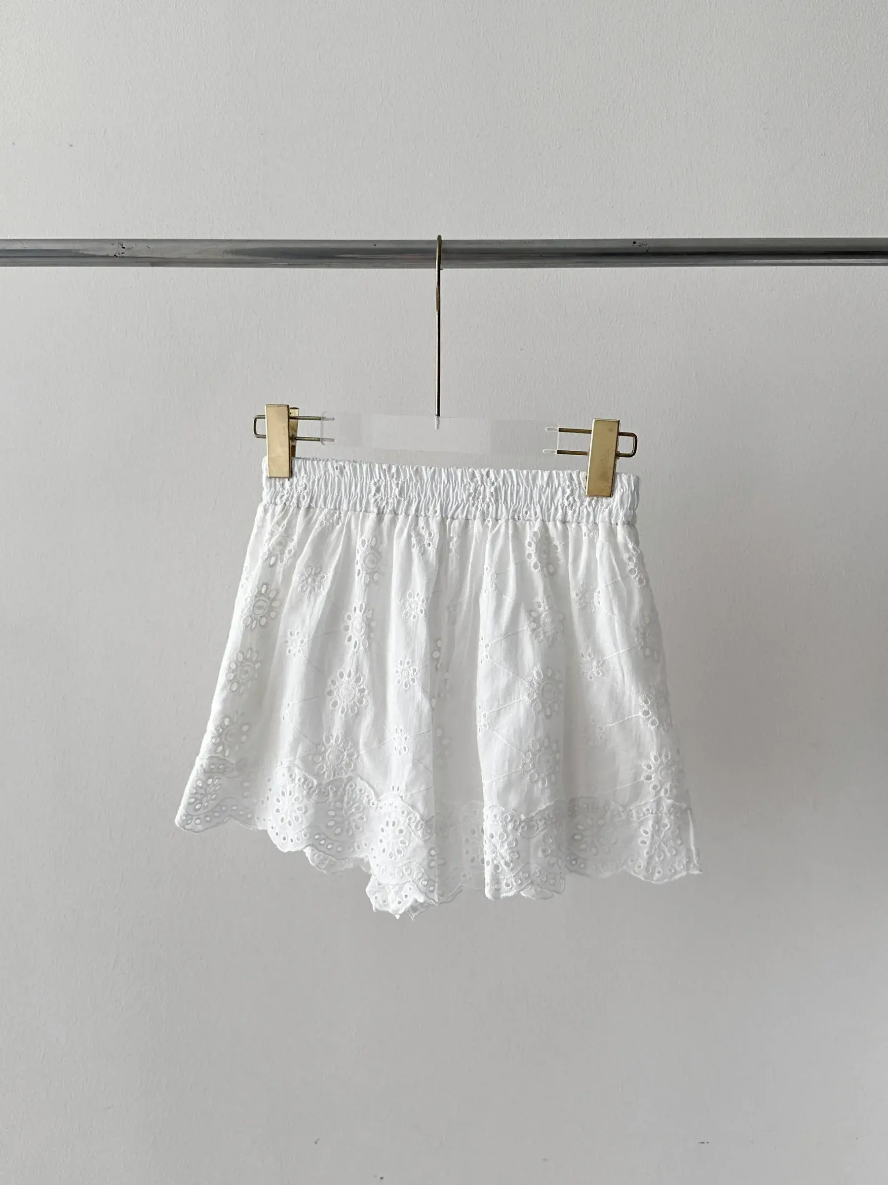 B08F4ED0-0900-45E8-8C55-409E82CFE19C