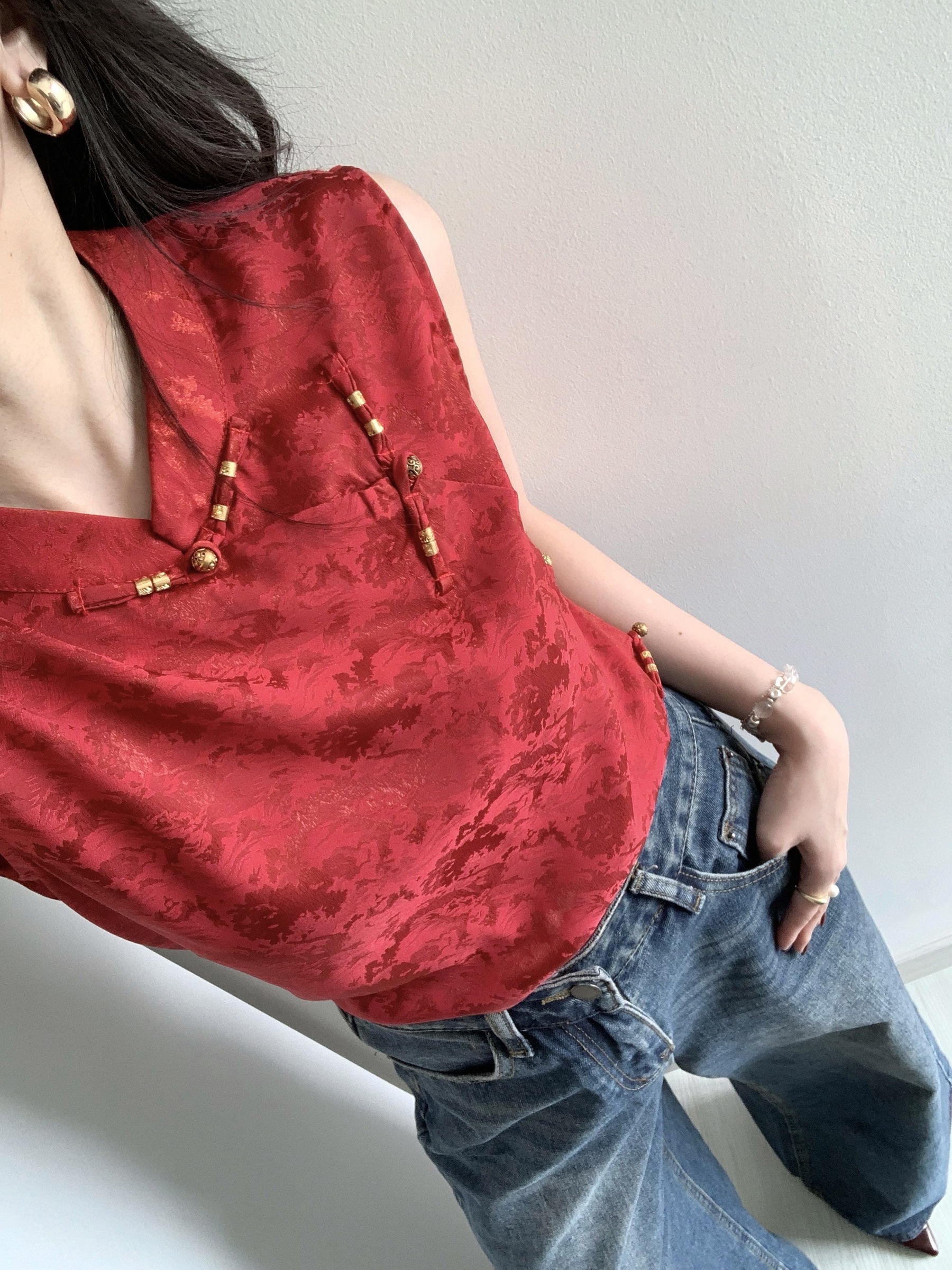 836BE1D7-AADB-443B-9046-222F0A6CDFD1