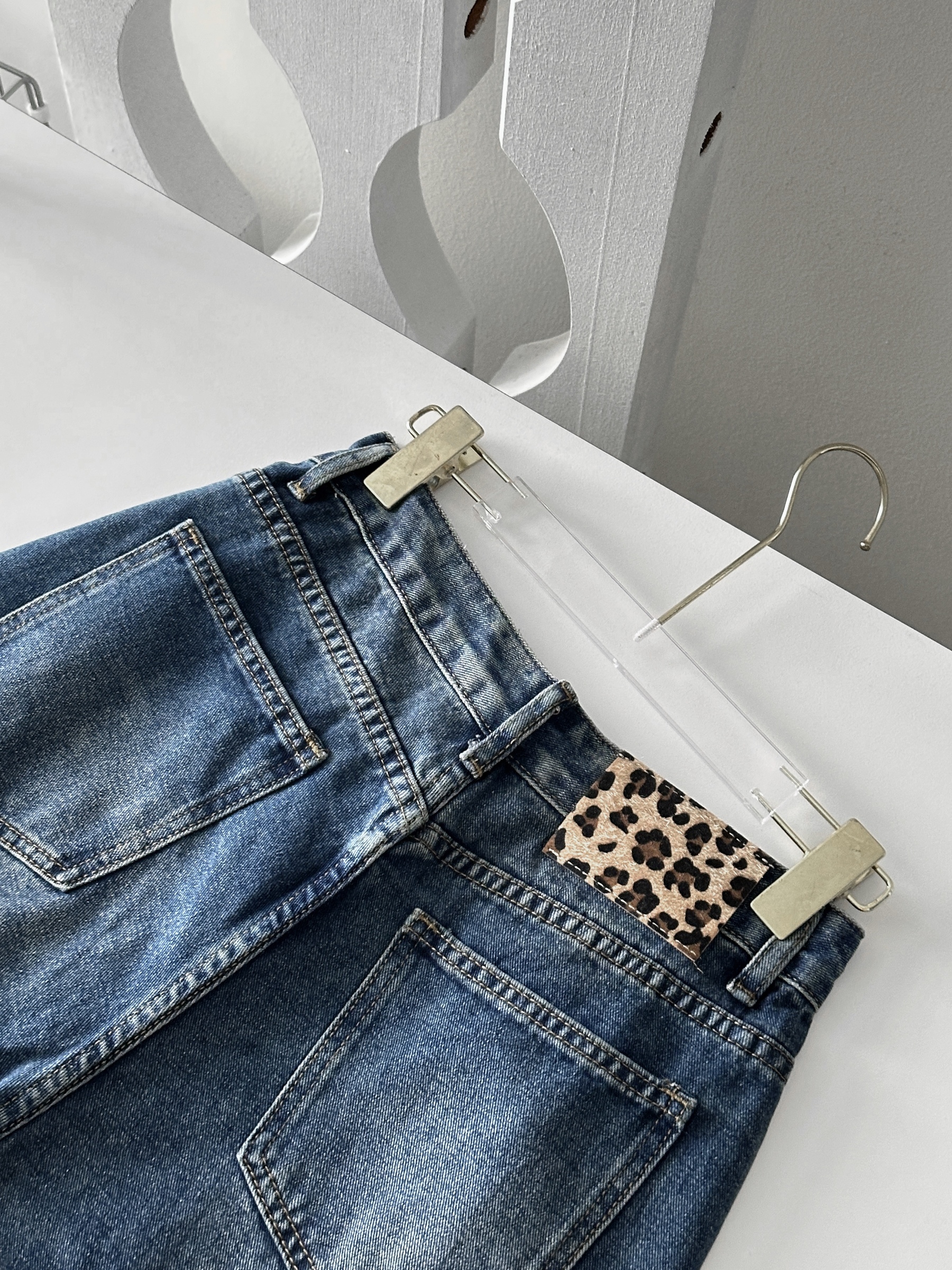 image_BA5DEEFA-CA2E-46E4-A9A9-B0EAE6171E0A_1766325575