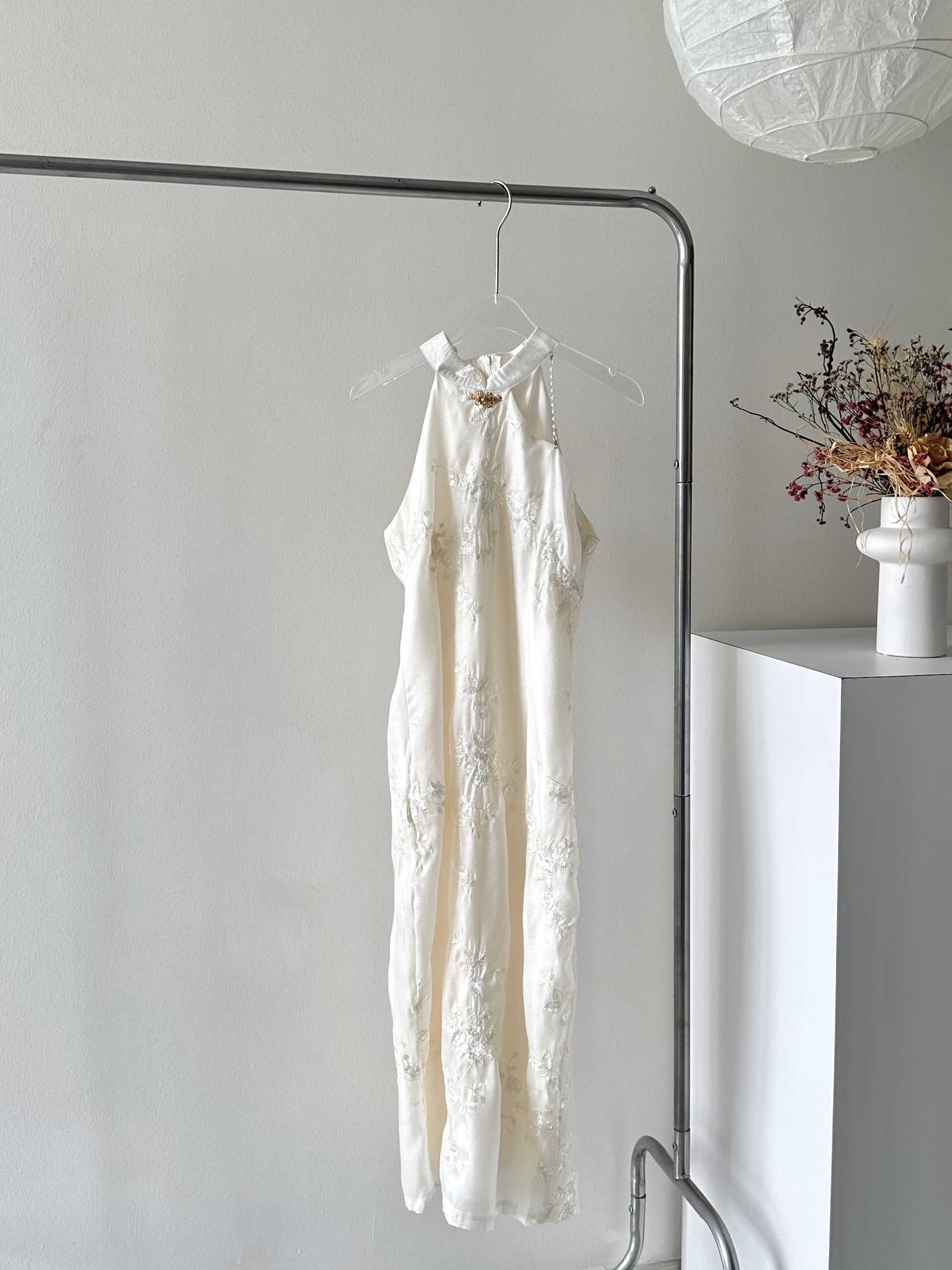 B97F7BB6-51C0-4F43-B752-E19A2022E328