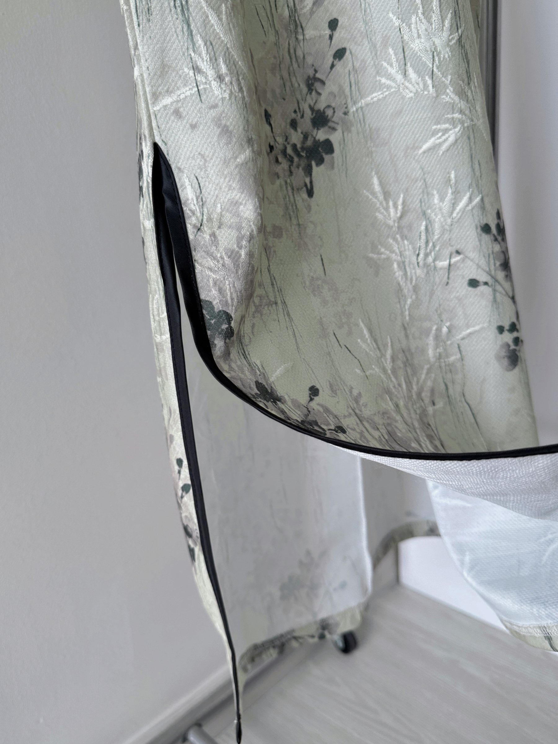 258C5FE0-2B97-4261-9A7F-38EEEBFD383E