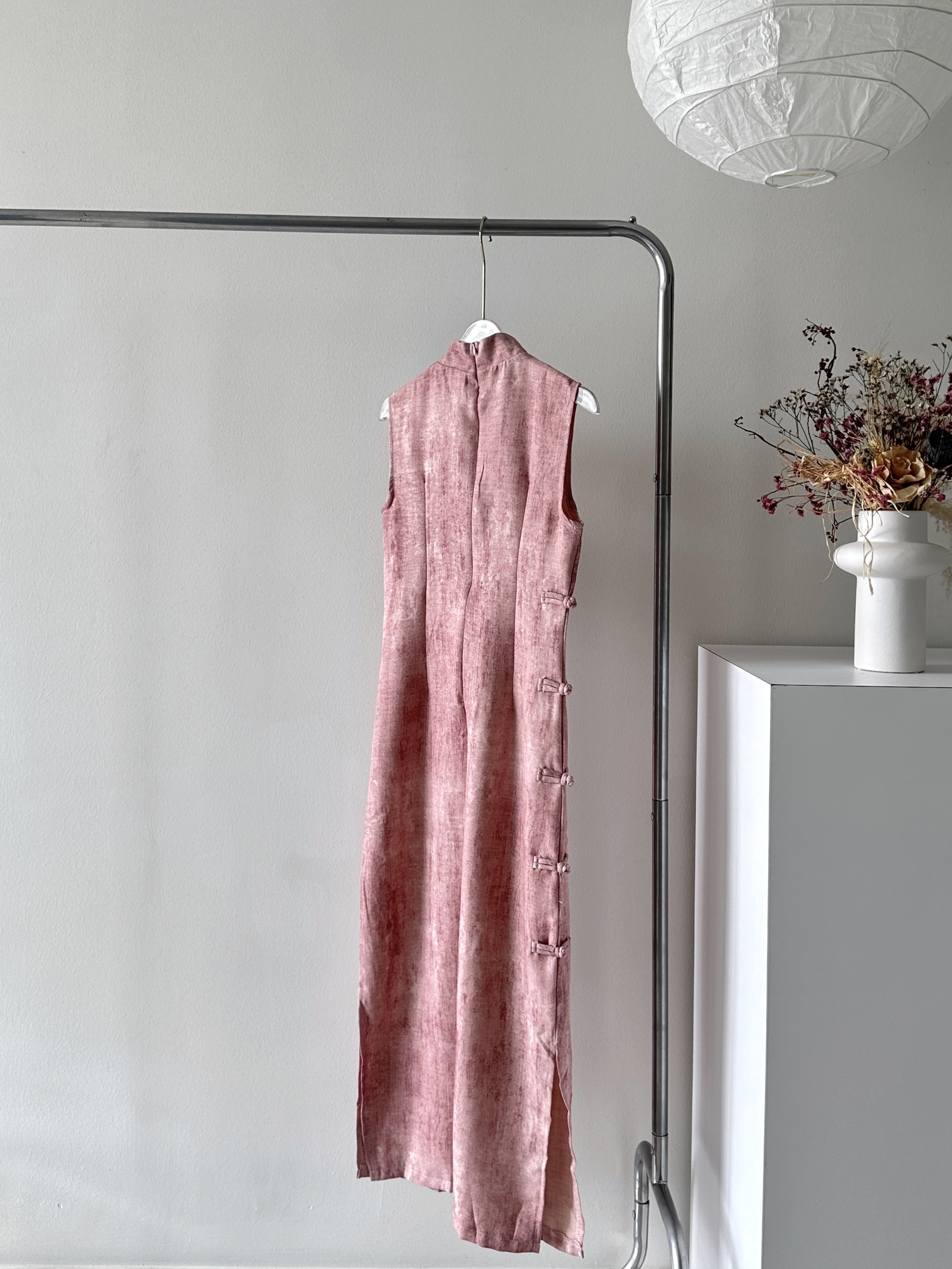 5EFB058B-7823-472E-9183-F8107D9AE80B