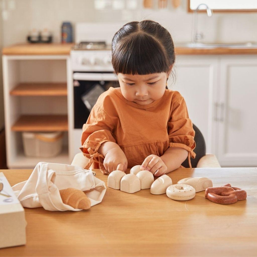 Plan Toys Bread Set 3628 2