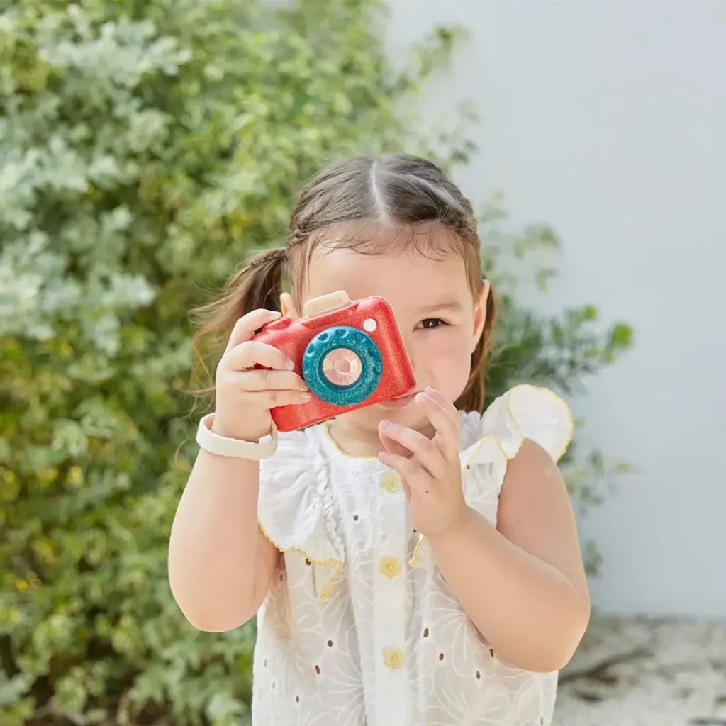 Plan Toys My First Camera 5633 3