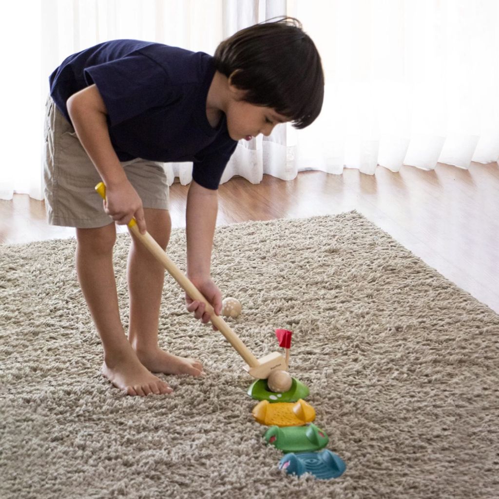 Plan Toys Mini Golf - Full Set 5683 3