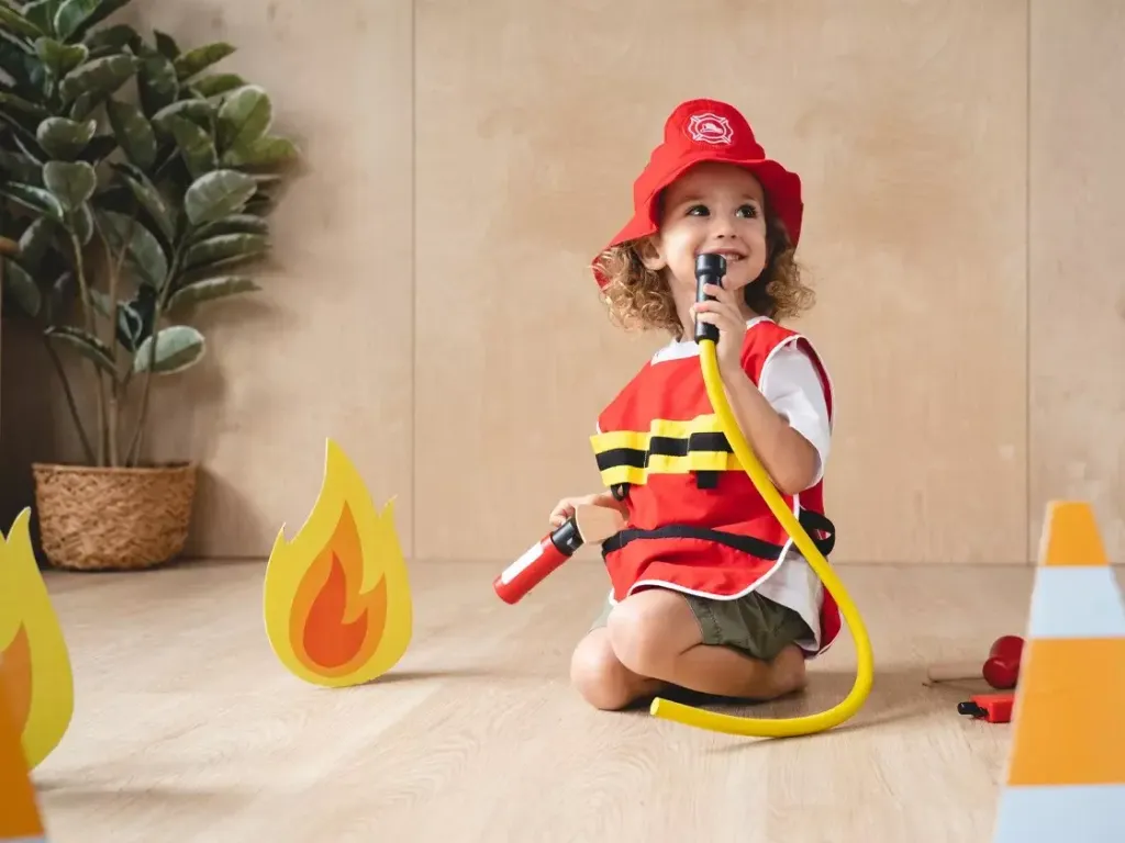3708_PlanToys_Fire_Fighter_Play_Set_Pretend_Play_3yrs_Emotion_Language_and_Communications_Imagination_Social_Coordination_Creative_Wooden_toys_Education_toys_Safety_Toys_Non-toxic_4