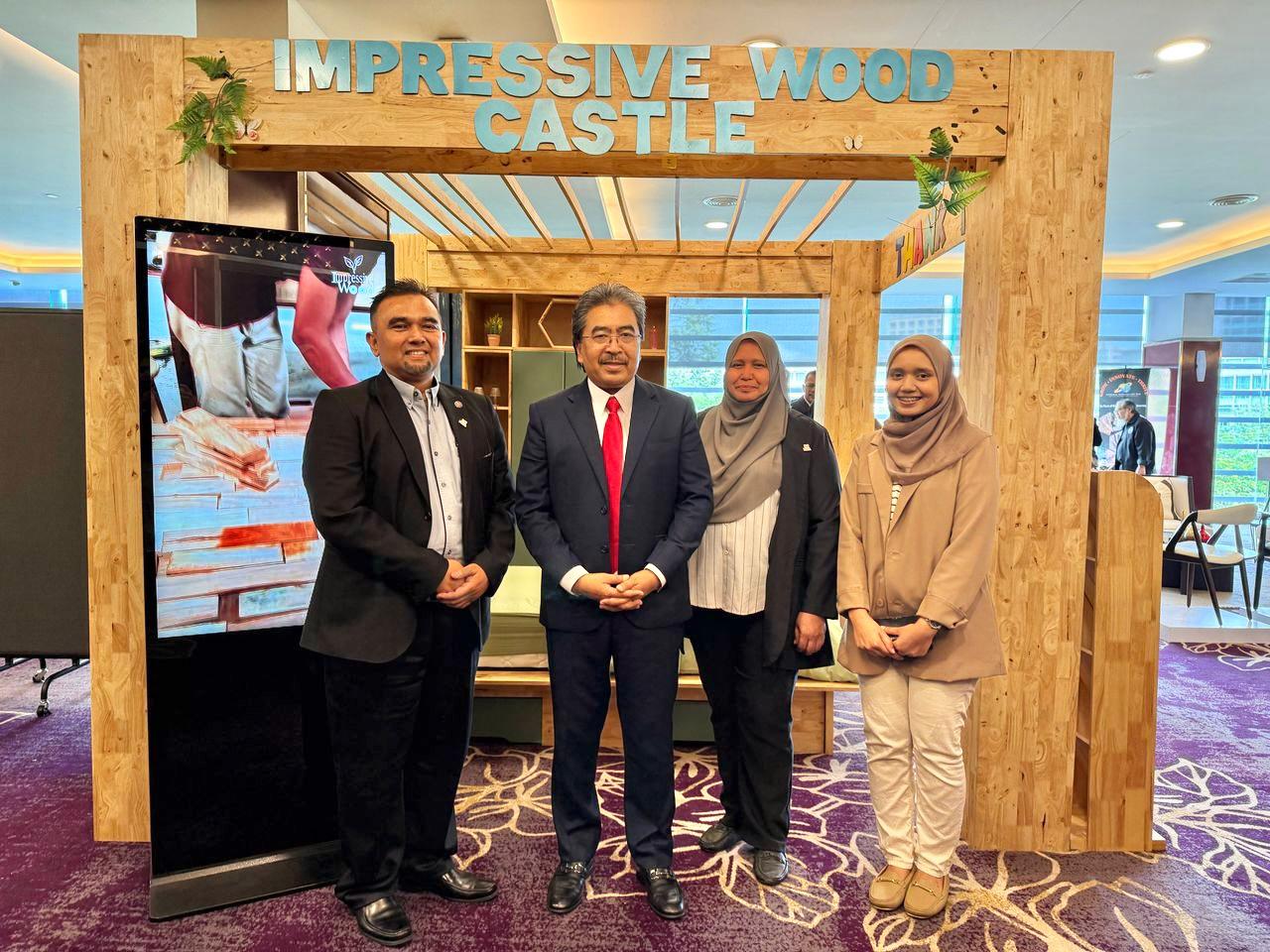 Official Launch of PEKA Symposium 2025 and Minister’s Visit to Impressive Wood Booth