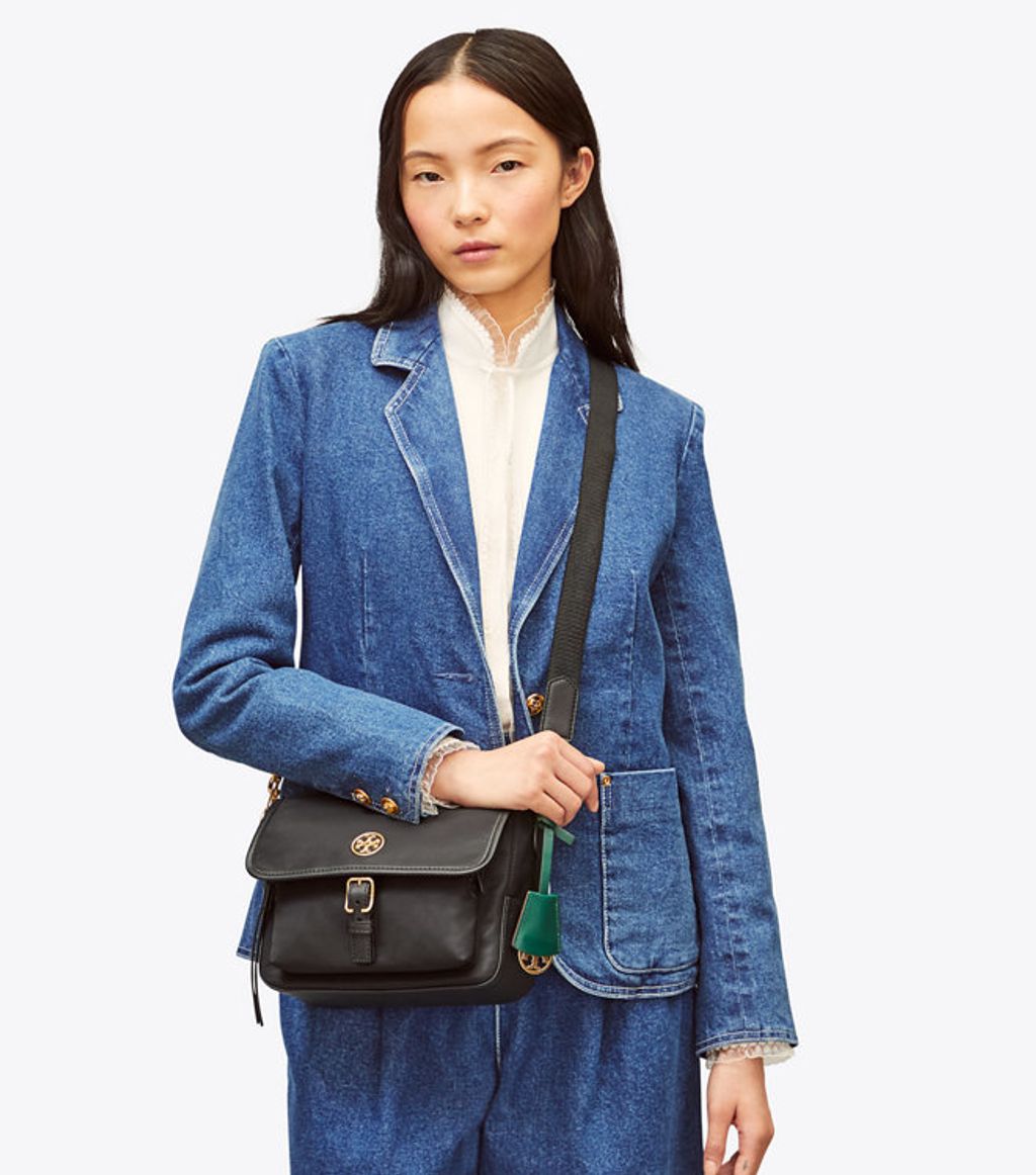 Tory Burch Piper Nylon Crossbody – Luxe Paradise Tory Burch Piper Nylon Crossbody – Luxe Paradise