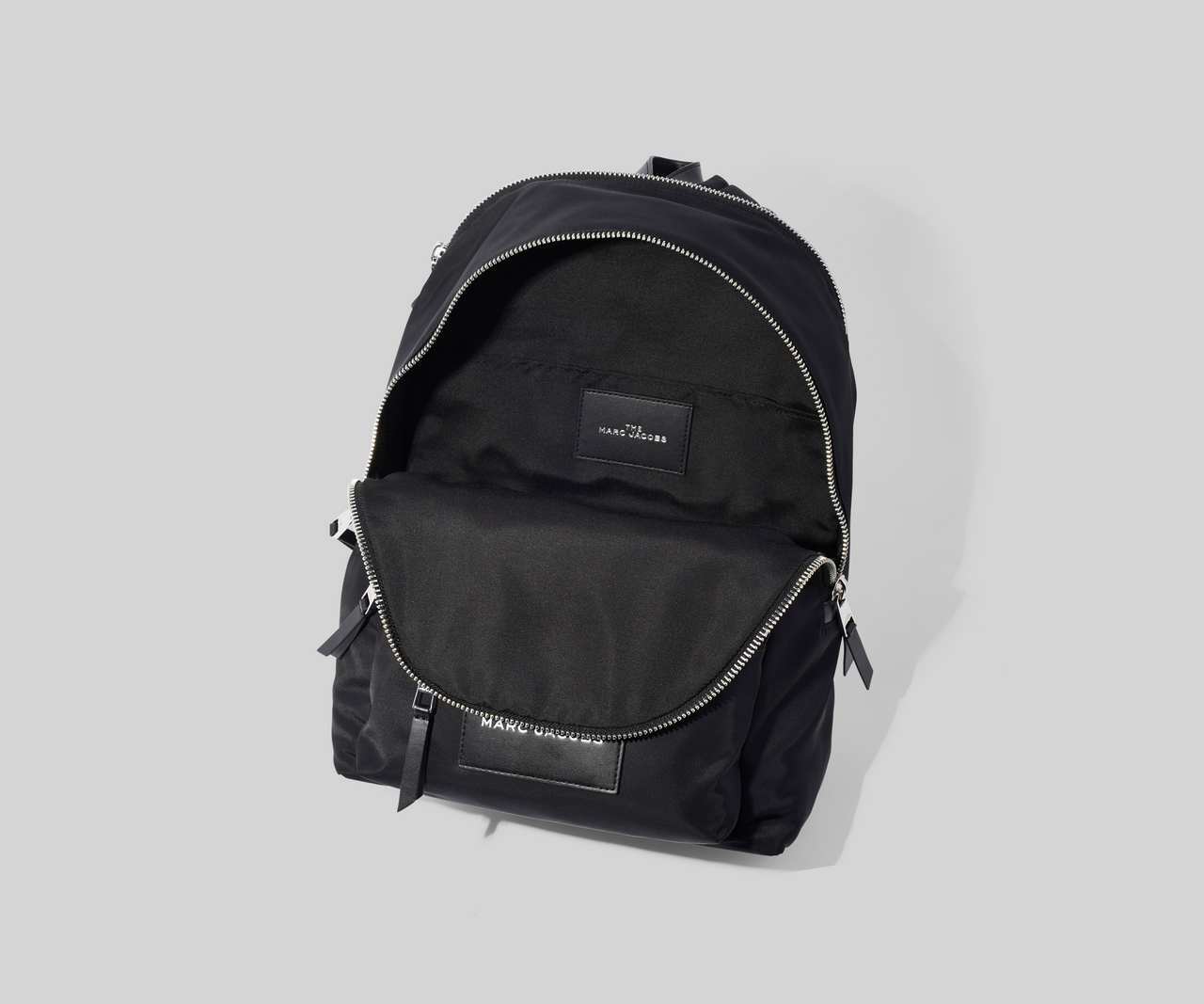 MARC JACOBS THE ZIPPER BACKPACK ブラック 【国内即発送】 icqn.de