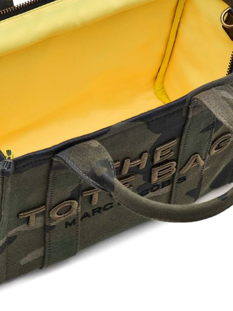 22509596_52725019_2048