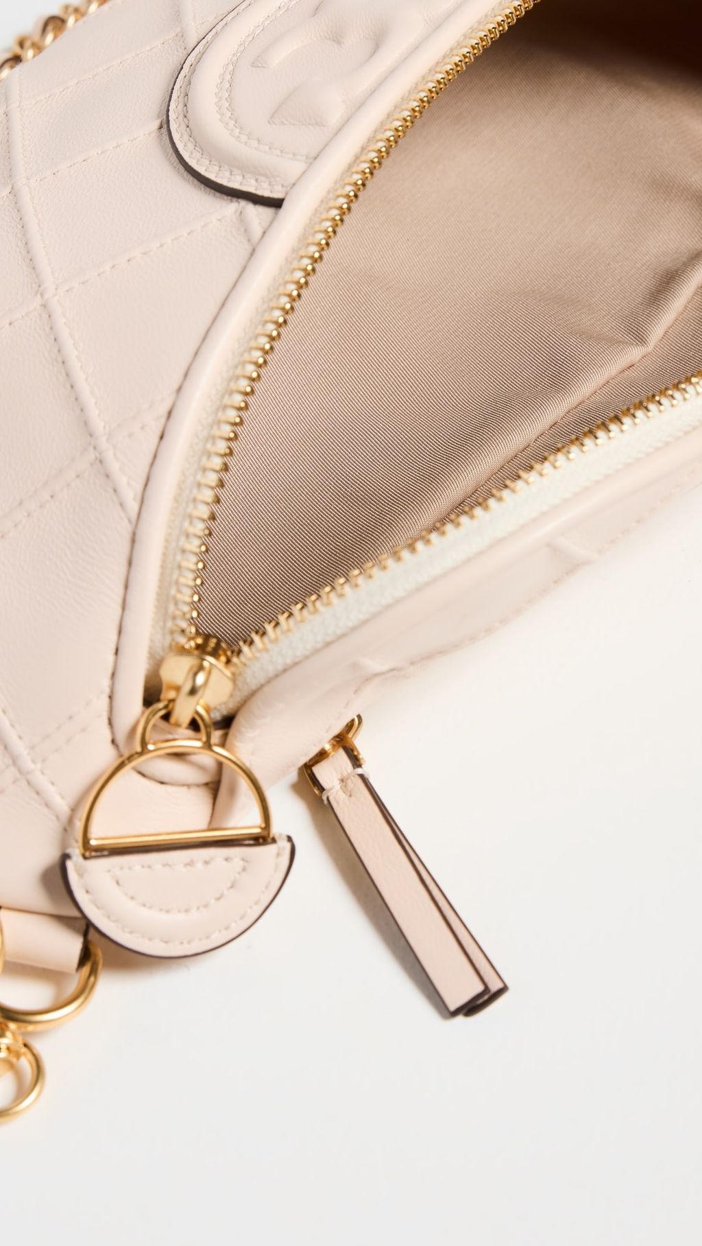 toryb5058713196_1717620393151_2-0._QL90_UX1128_V12524t6_