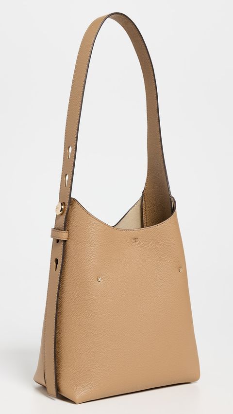 toryb5120532895_1744157256129_2-0._QL90_UX1128_