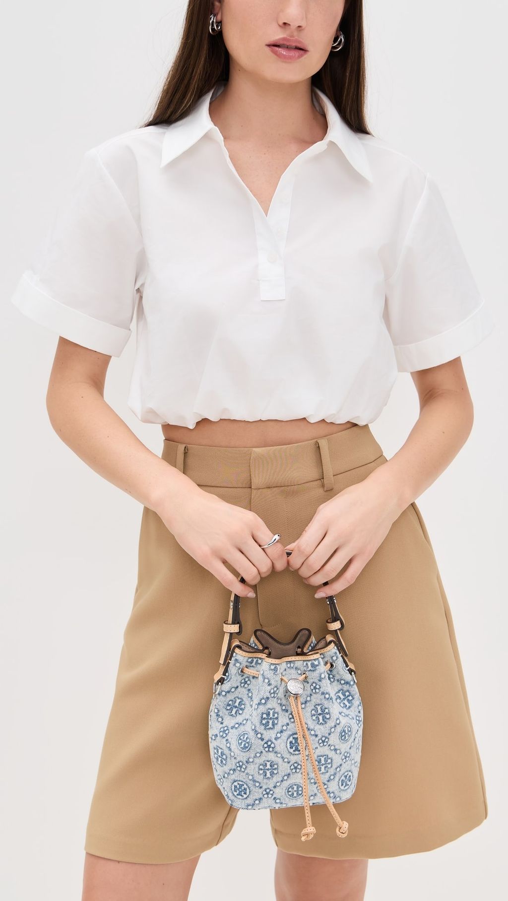 toryb5103011628_1742272195827_2-0._QL90_UX1128_