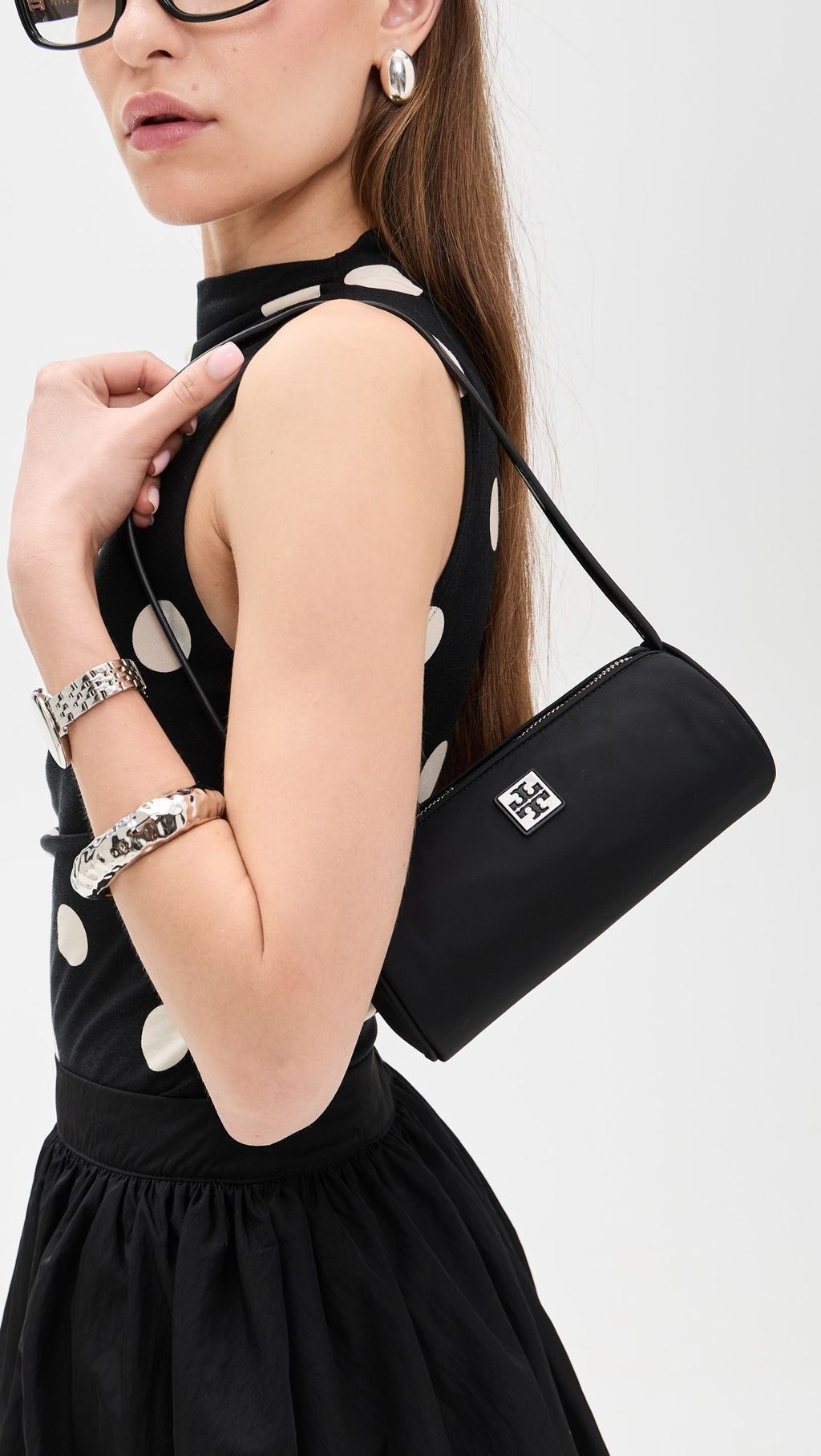 toryb511481071b_1745859226300_2-1._QL90_UX1128_