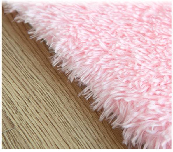 Karpet Bulu Lembut (Pinky Pink) – Carpet Queen