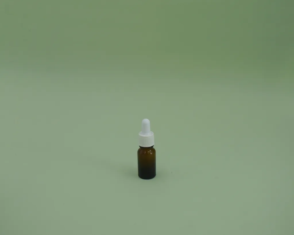 glassbottle2dropper_1.jpg