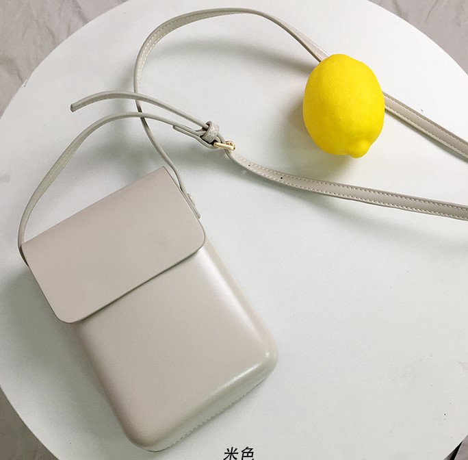 皮革包 迷你手機包 客製印刷可加印LOGO 磁吸開關 斜背單肩 PU材質 米色