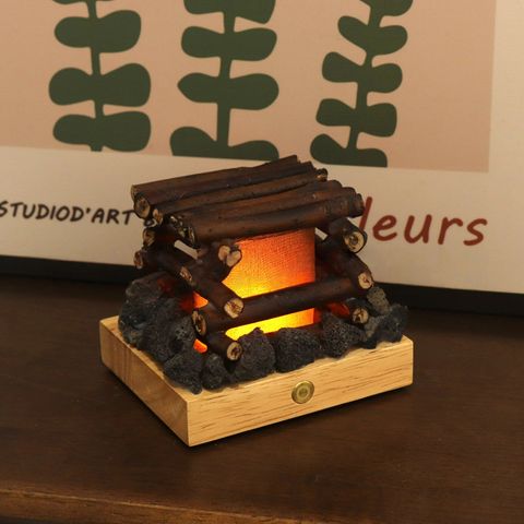 篝火燃燒小夜燈