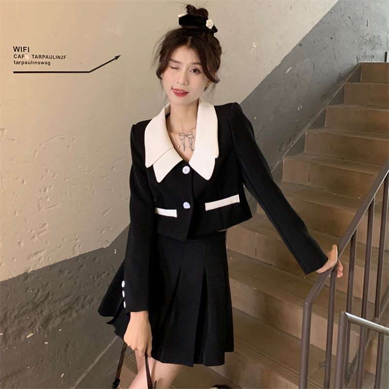 短款小西服 | The Class D