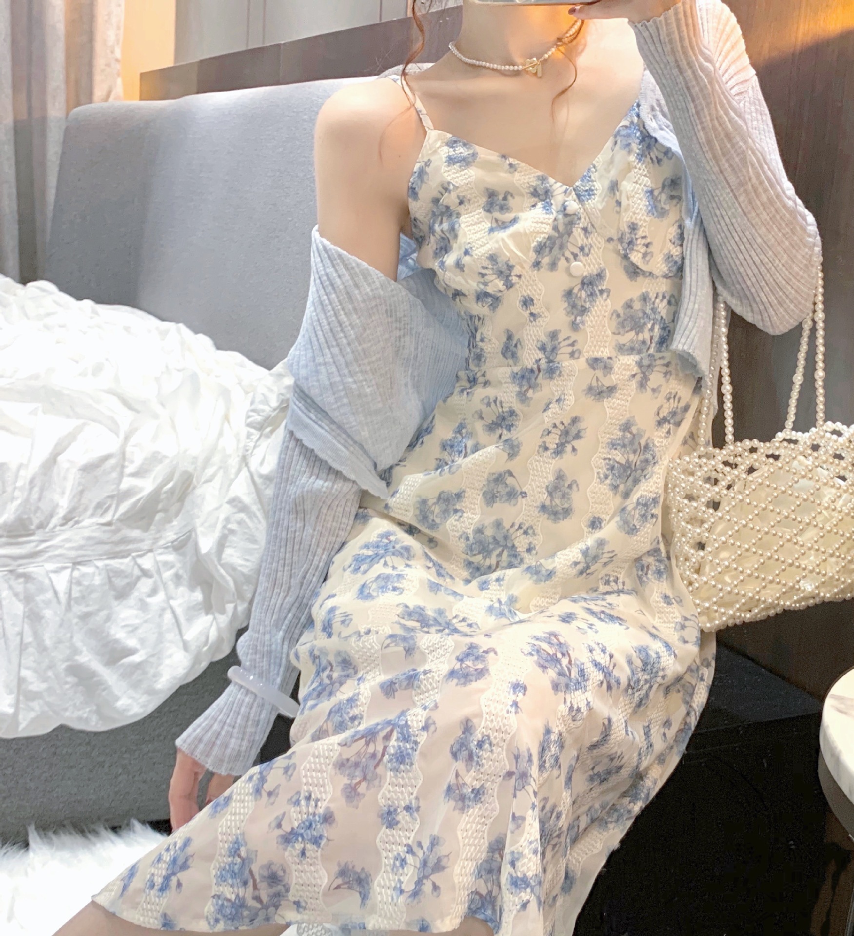 雪纺碎花吊带连衣裙2